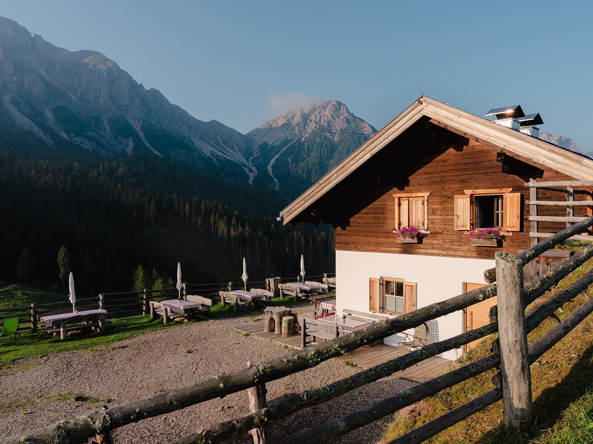 Lanzwiesen Almhüttenfest - Dolomitenregion Kronplatz - #1 - suedtirol.info