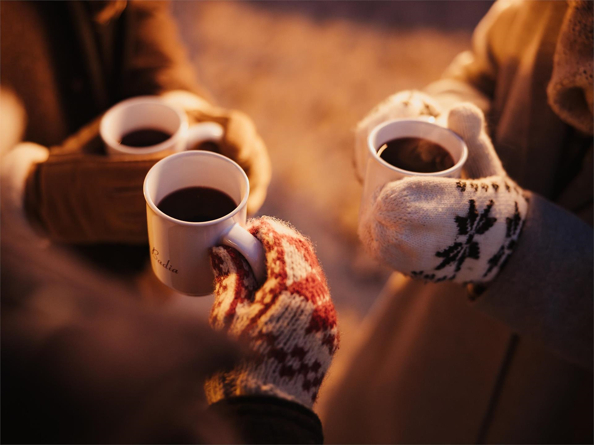 Adöm te plaza - Christmas spirit in the square - Dolomites Region Alta Badia - #2 - suedtirol.info