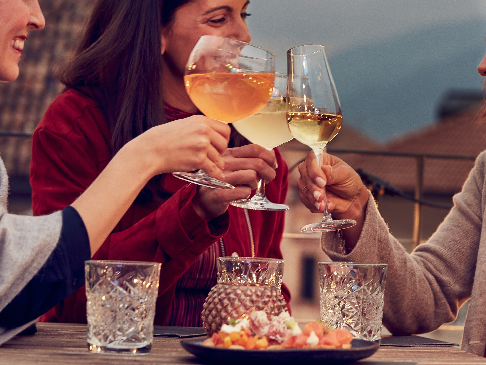 Aperitivo Lungo della banda musicale di Tires Tires al Catinaccio 1 suedtirol.info