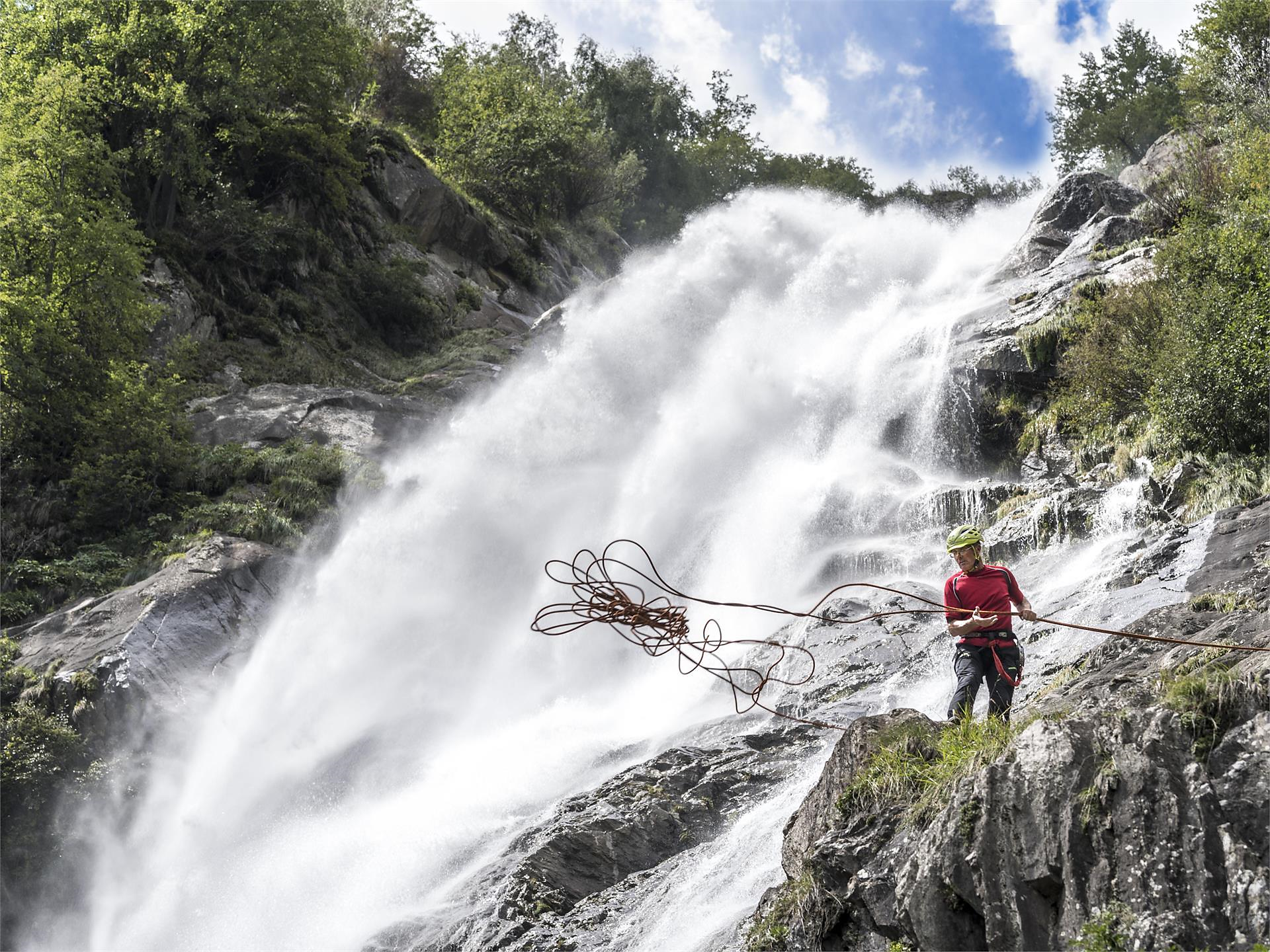 Abseiling at Partschins Waterfall Partschins/Parcines 1 suedtirol.info