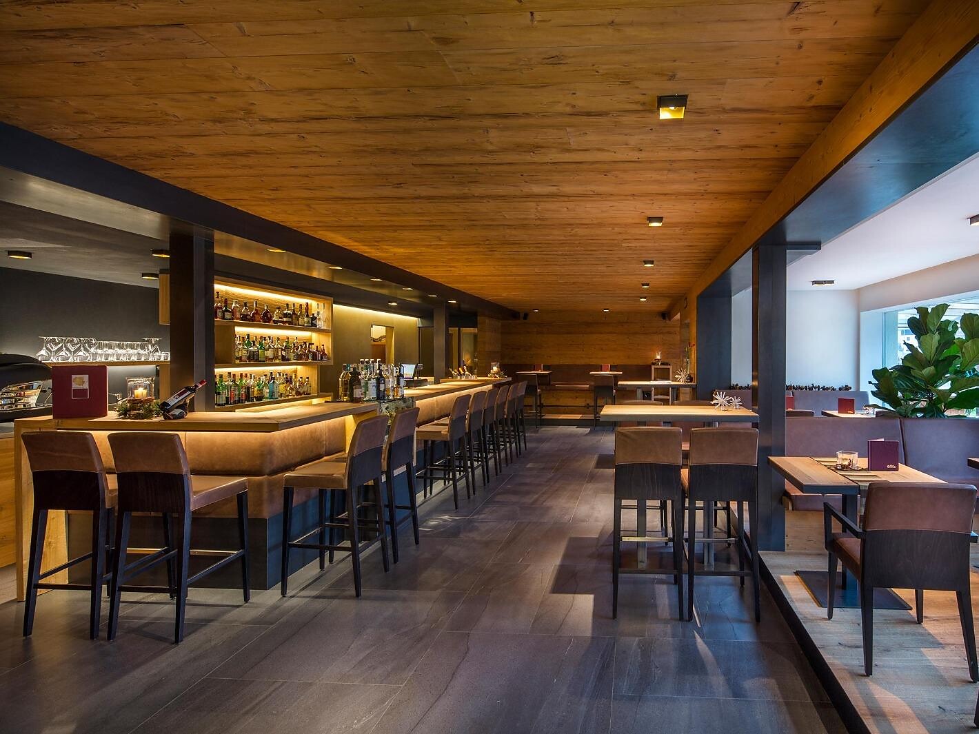 Alta Badia Cocktail Week - Hotel Cristallo - Dolomites Region Alta Badia - #1 - suedtirol.info