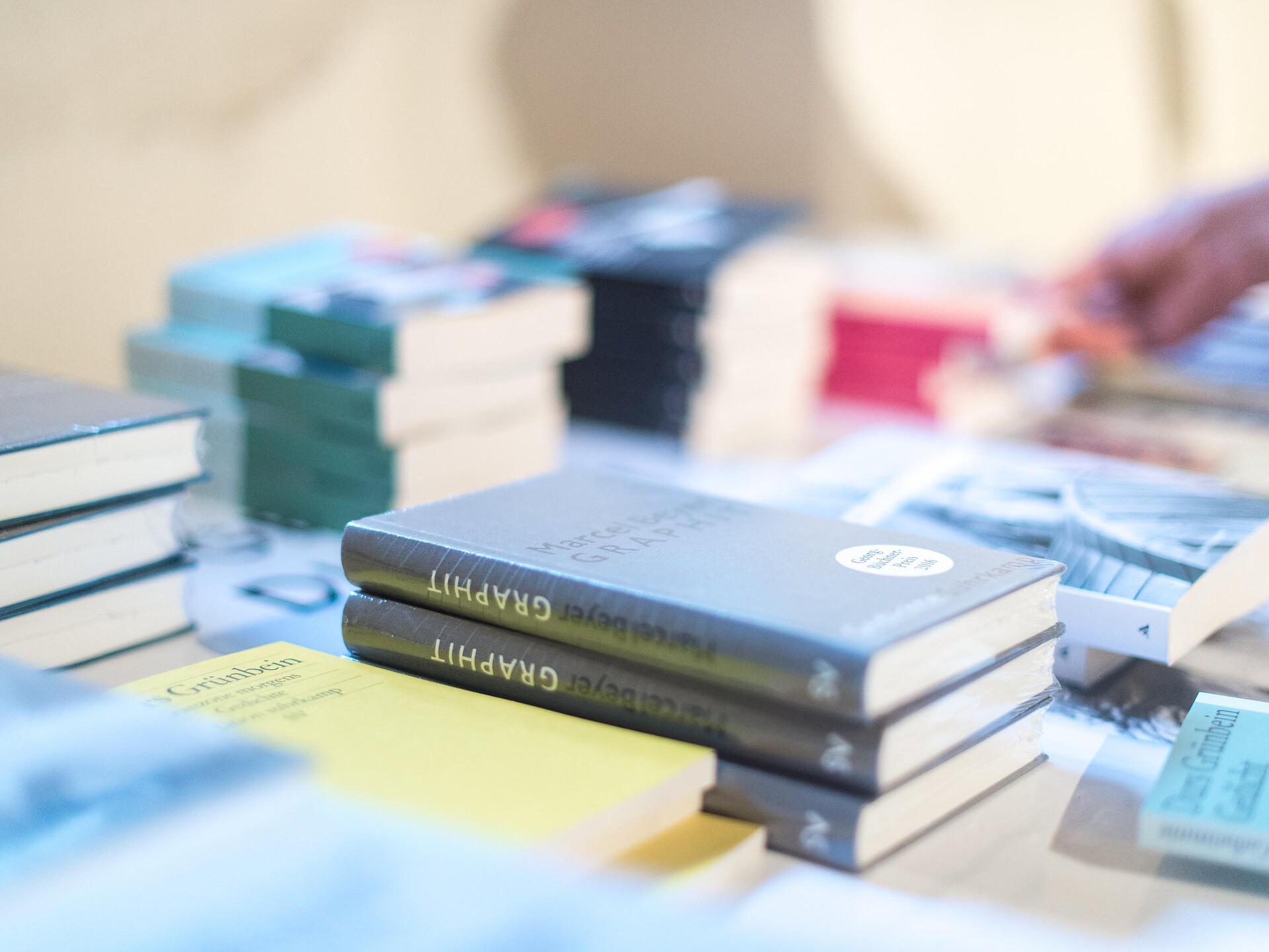 Books flea market Tscherms/Cermes 1 suedtirol.info