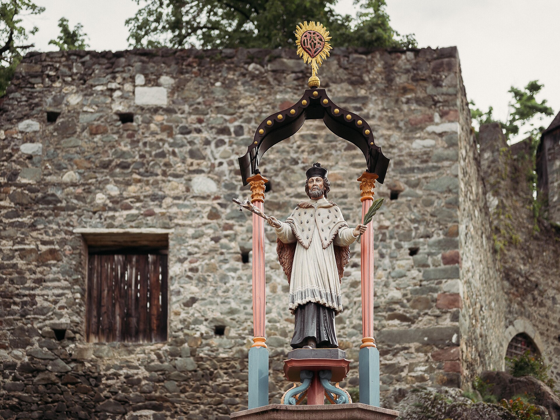 Visita del cortile del Castello Summersberg - Bressanone e dintorni - #3 - suedtirol.info