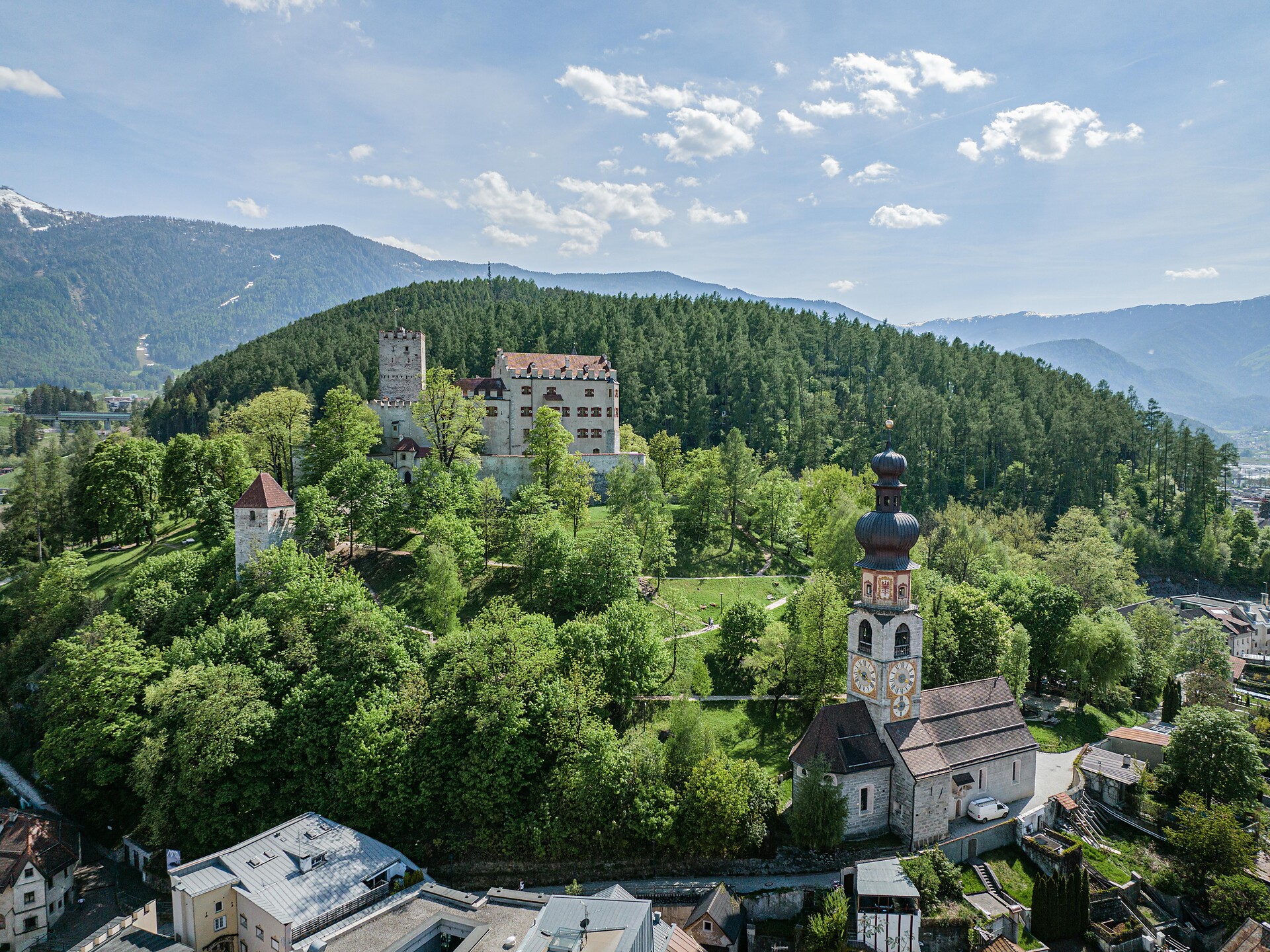 Bruneck's Zeitgeschichte - Dolomitenregion Kronplatz - #2 - suedtirol.info