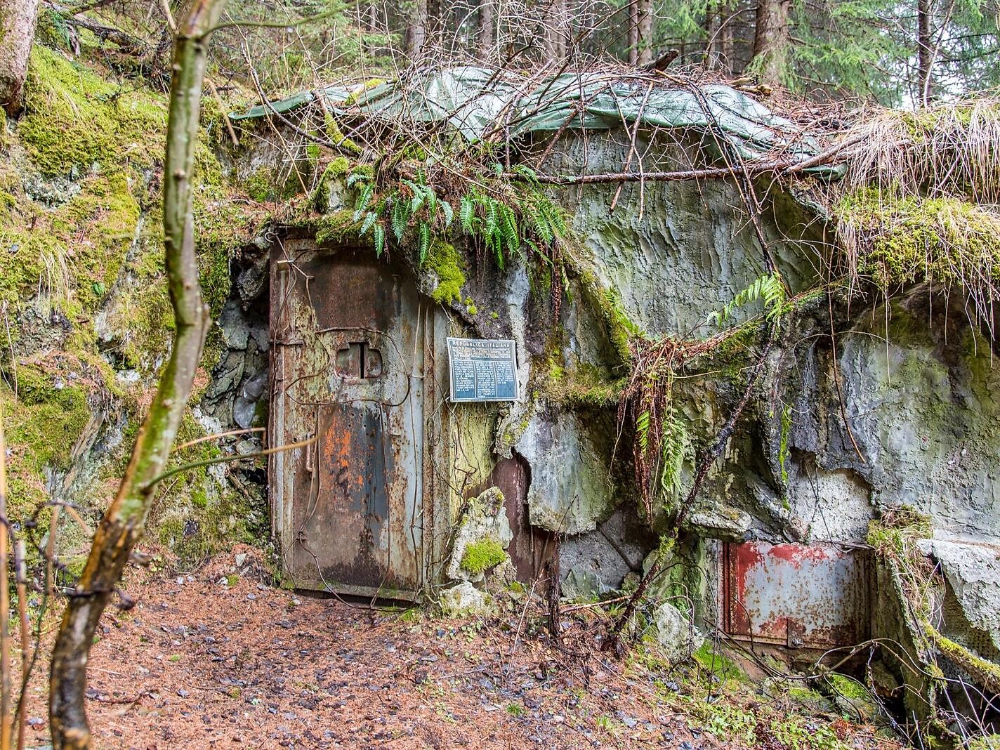 Guided bunker tour (in German and Italian language) - Dolomites Region Kronplatz/Plan de Corones - #2 - suedtirol.info