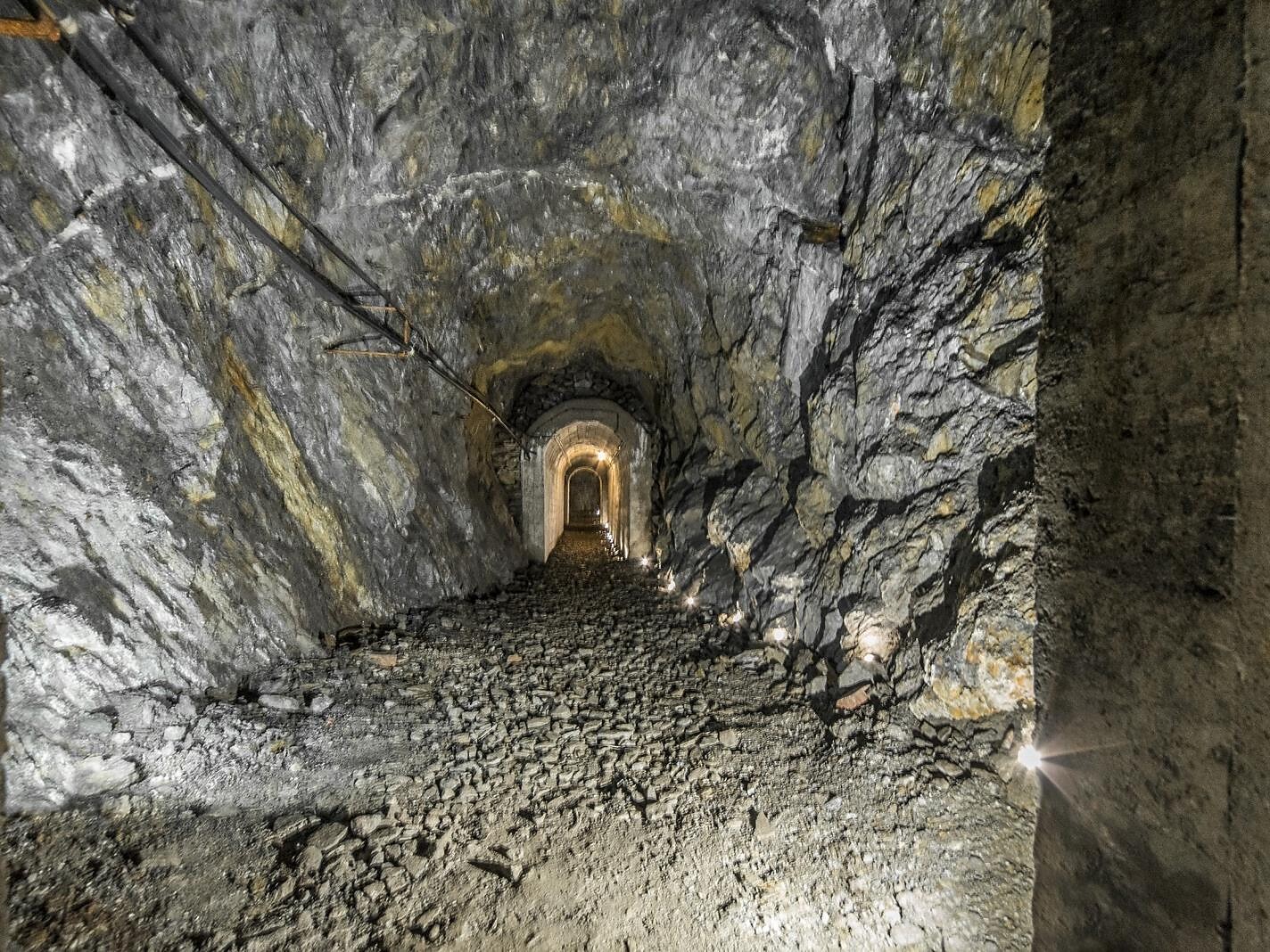 Guided bunker tour (in German and Italian language) - Dolomites Region Kronplatz/Plan de Corones - #1 - suedtirol.info