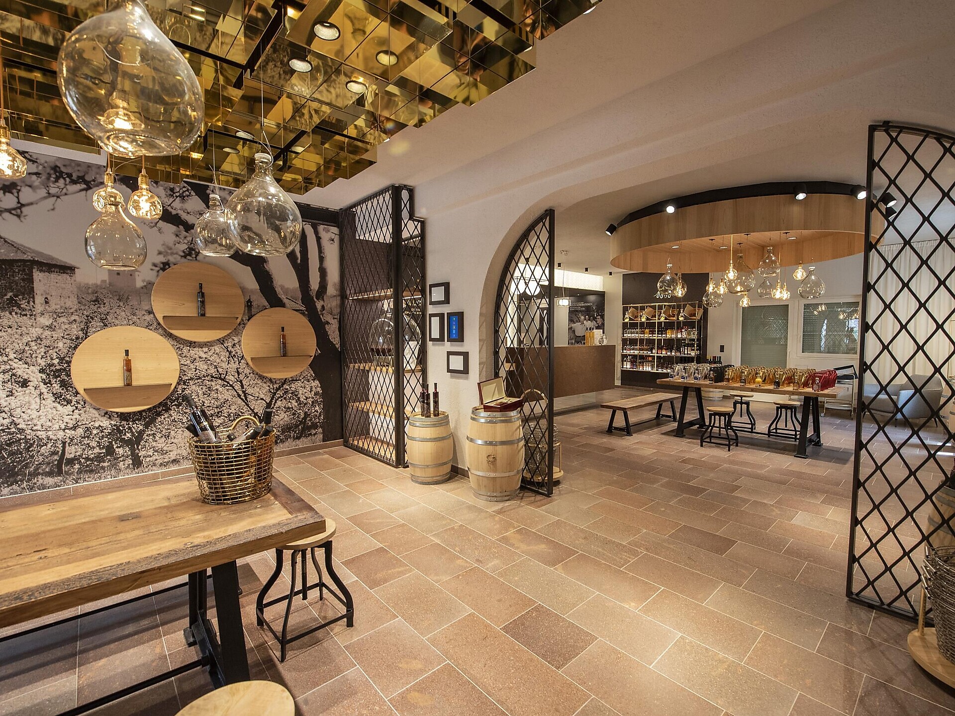 Balsamico-Verkostung mit Betriebsbesichtigung Genussmanufaktur Walcher - Südtiroler Weinstraße - #1 - suedtirol.info