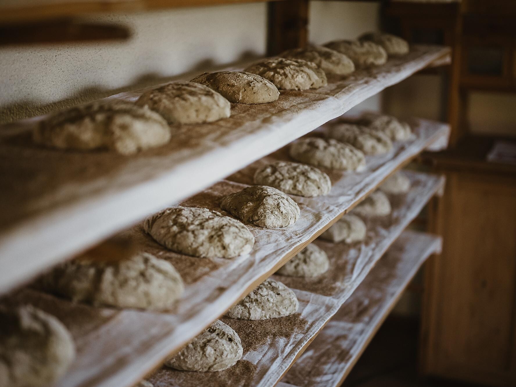 Baking bread at the farm - Dolomites Region Lüsen Villnöss - #1 - suedtirol.info