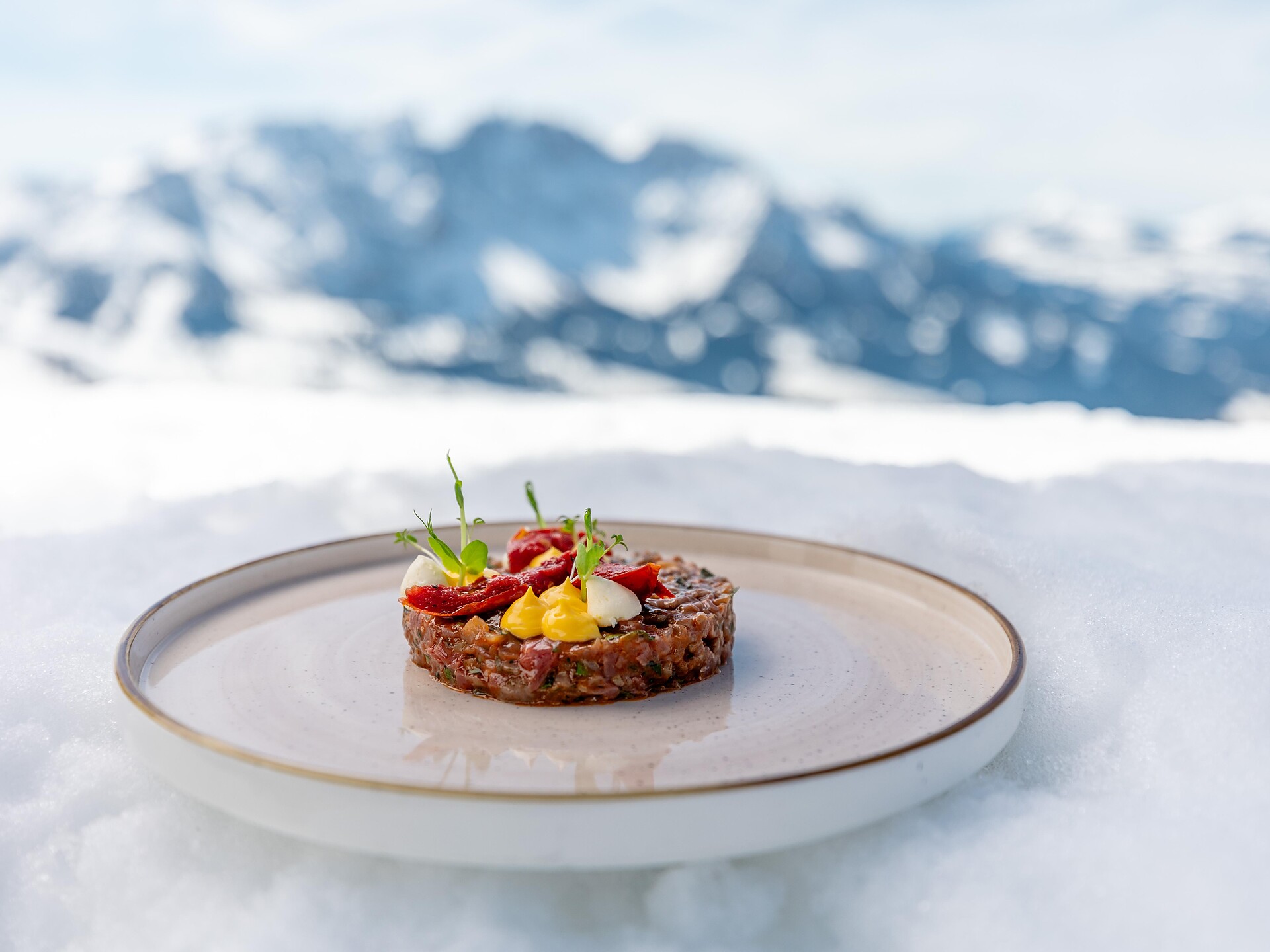 Beef & Snow: Il piacere della buona cucina incontra il divertimento sulle piste - Regione dolomitica Val d'Ega - #1 - suedtirol.info