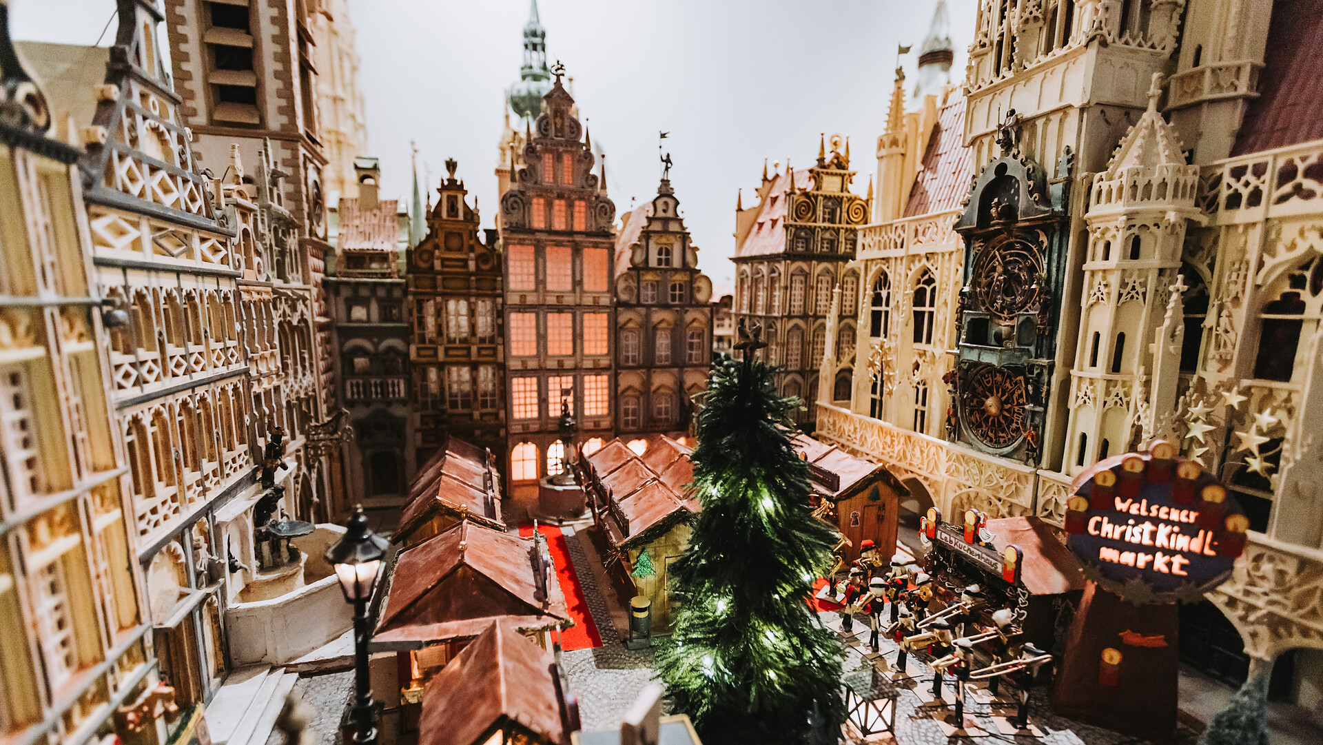 Besichtigung der Miniaturstadt - Ivos Traumstadt - Südtiroler Weinstraße - #3 - suedtirol.info