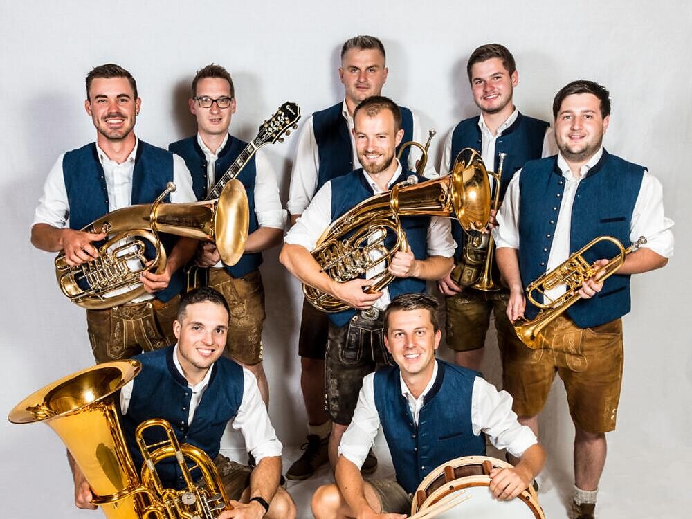 Burgeiser Konzerte: Die Hopfenmusig - 25 Jahre - Vinschgau - #2 - suedtirol.info