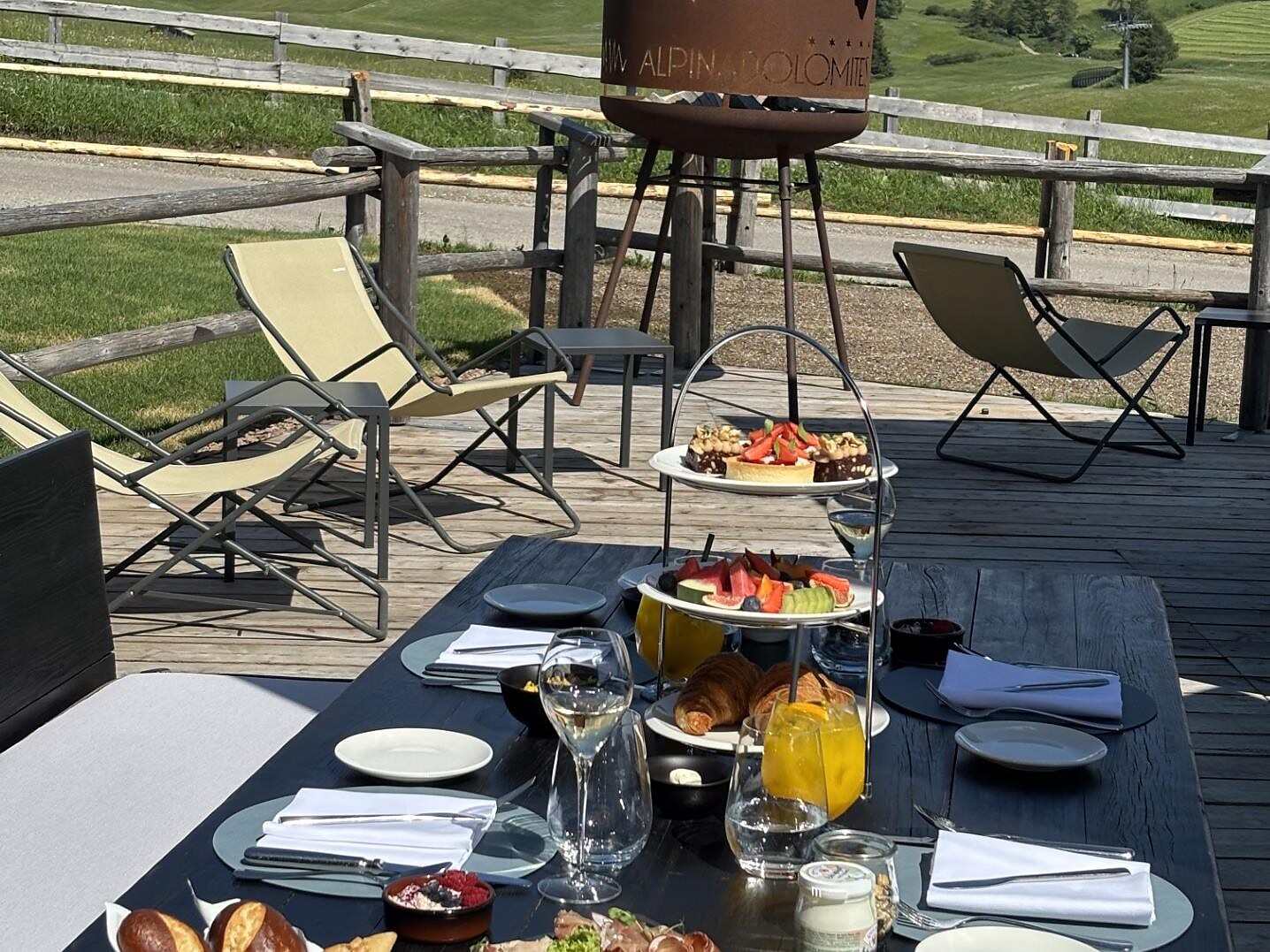 Brunch at the Alpina Chalet - Dolomites Region Seiser Alm - #1 - suedtirol.info