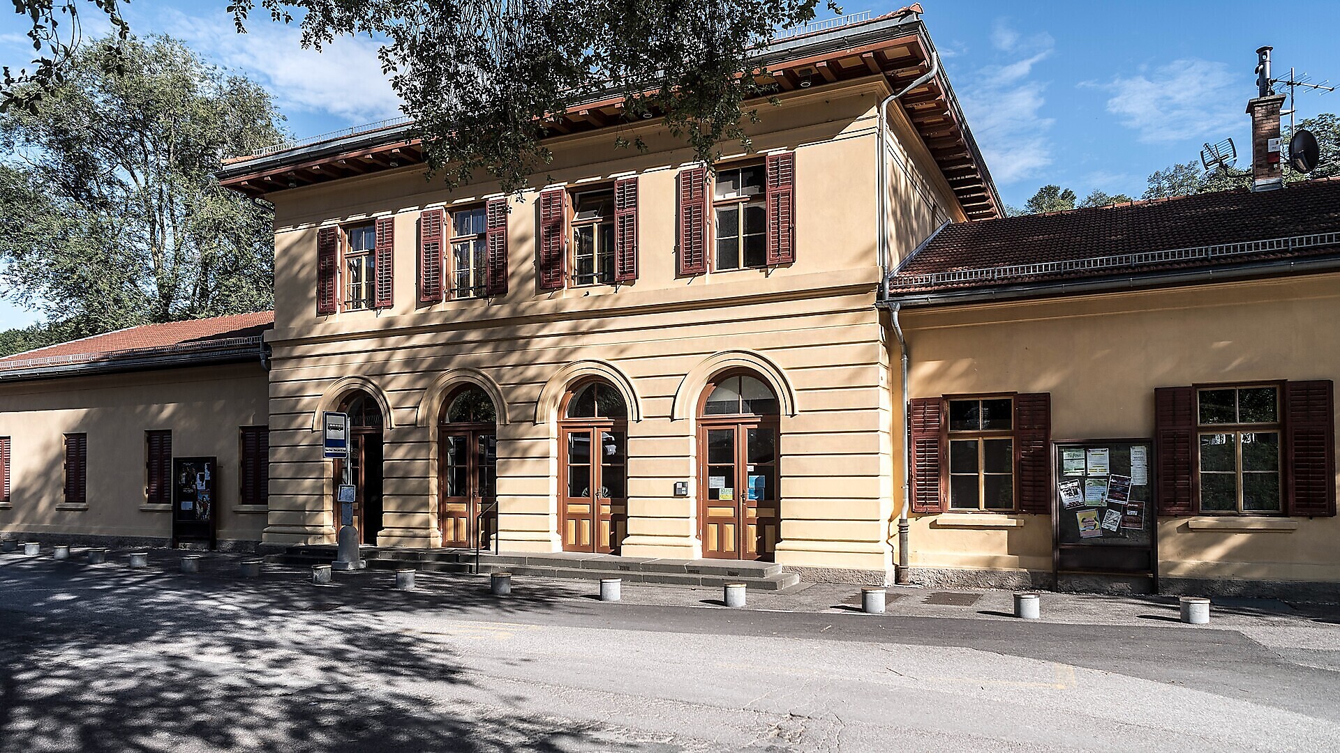 Cinema - "Primavera" - Strada del Vino - #1 - suedtirol.info