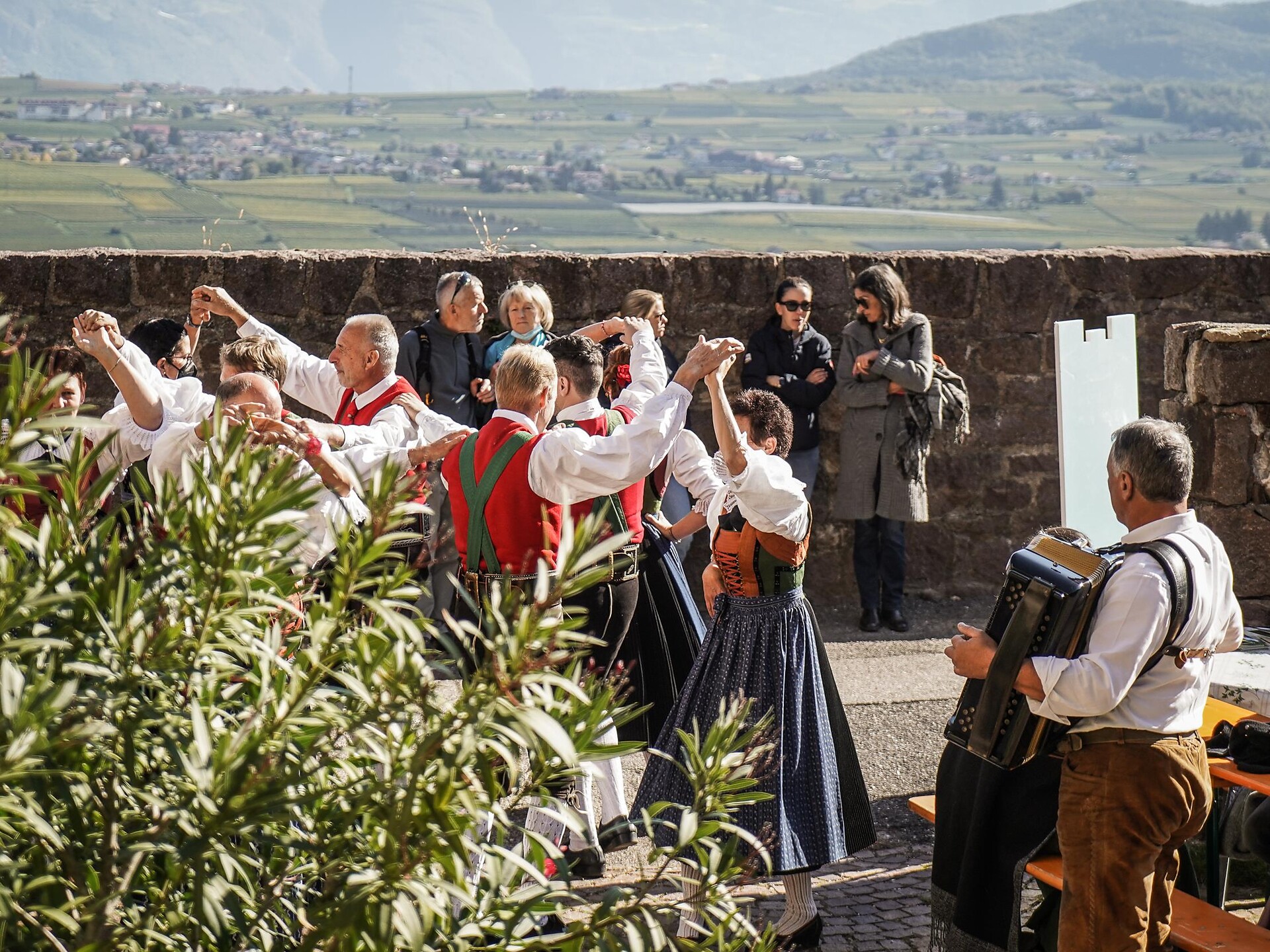 Castelmusika Eppan an der Weinstaße/Appiano sulla Strada del Vino 1 suedtirol.info