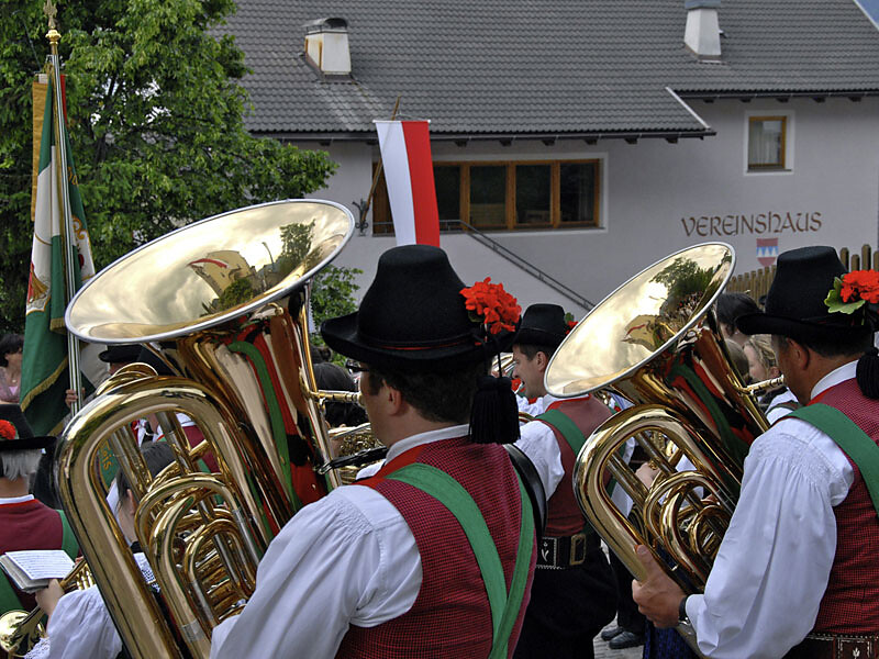 Christkönigsfest-Cäciliensonntag in Teis Villnöss 2 suedtirol.info
