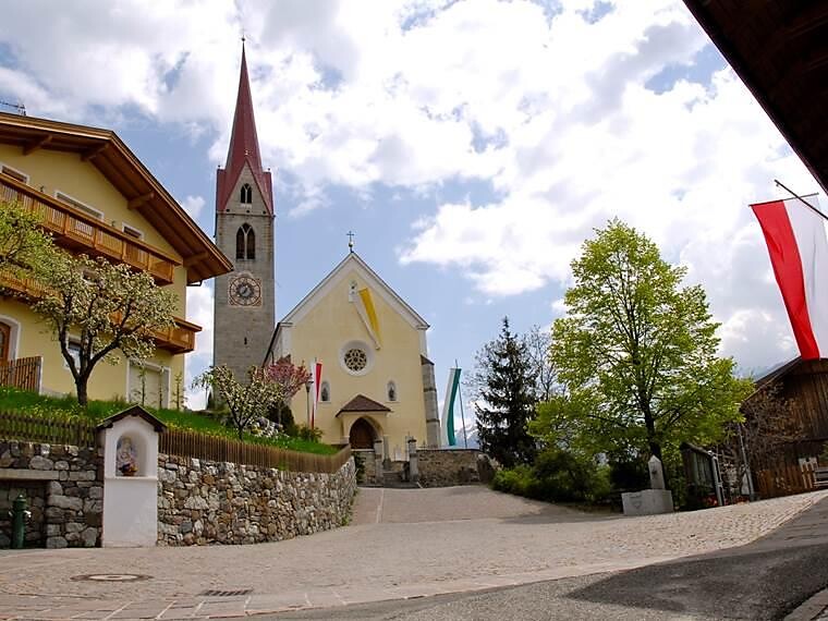 Christkönigsfest-Cäciliensonntag in Teis Villnöss 1 suedtirol.info