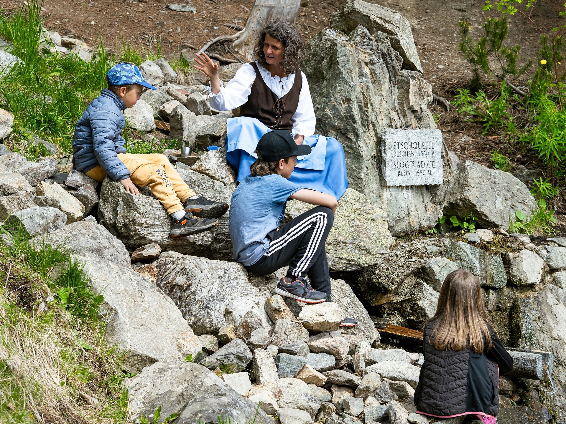 Den Sagen auf der Spur mit der Saligen Anna - Vinschgau - #1 - suedtirol.info