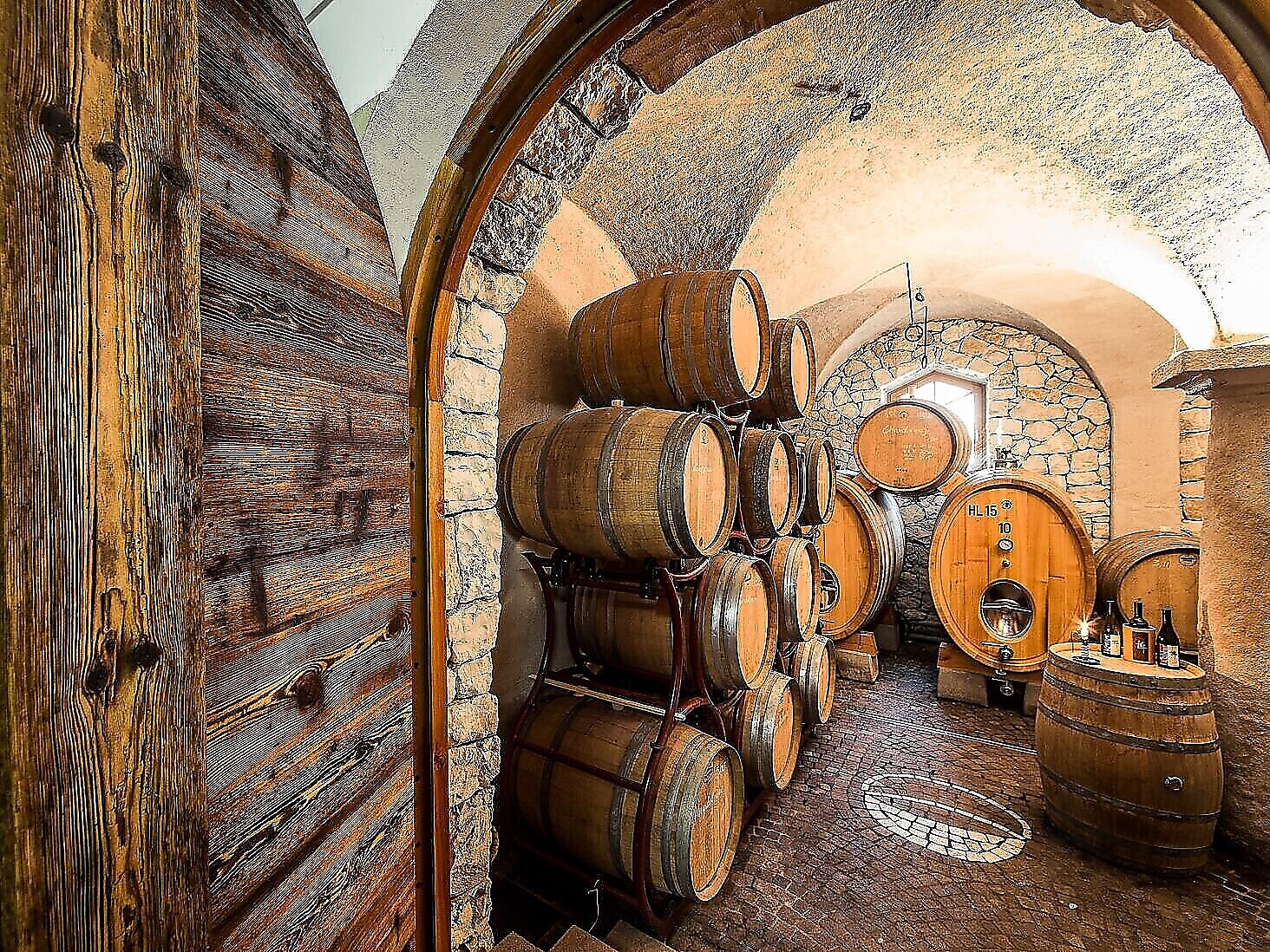 Degustazione di vini nella Cantina Unterhofer - Strada del Vino - #1 - suedtirol.info