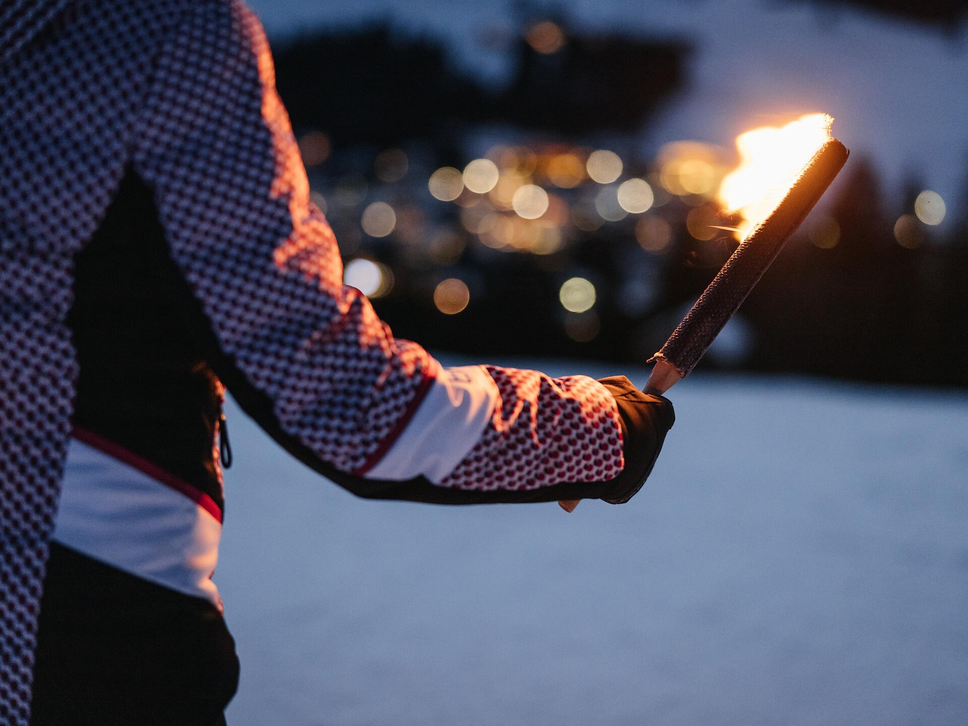 Defilada cun i chentli - Silvesterfackelzug - Dolomitenregion Alta Badia - #1 - suedtirol.info