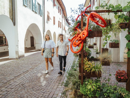 Tour del paese: Vivere Egna - il più antico mercato del Tirolo Egna 1 suedtirol.info