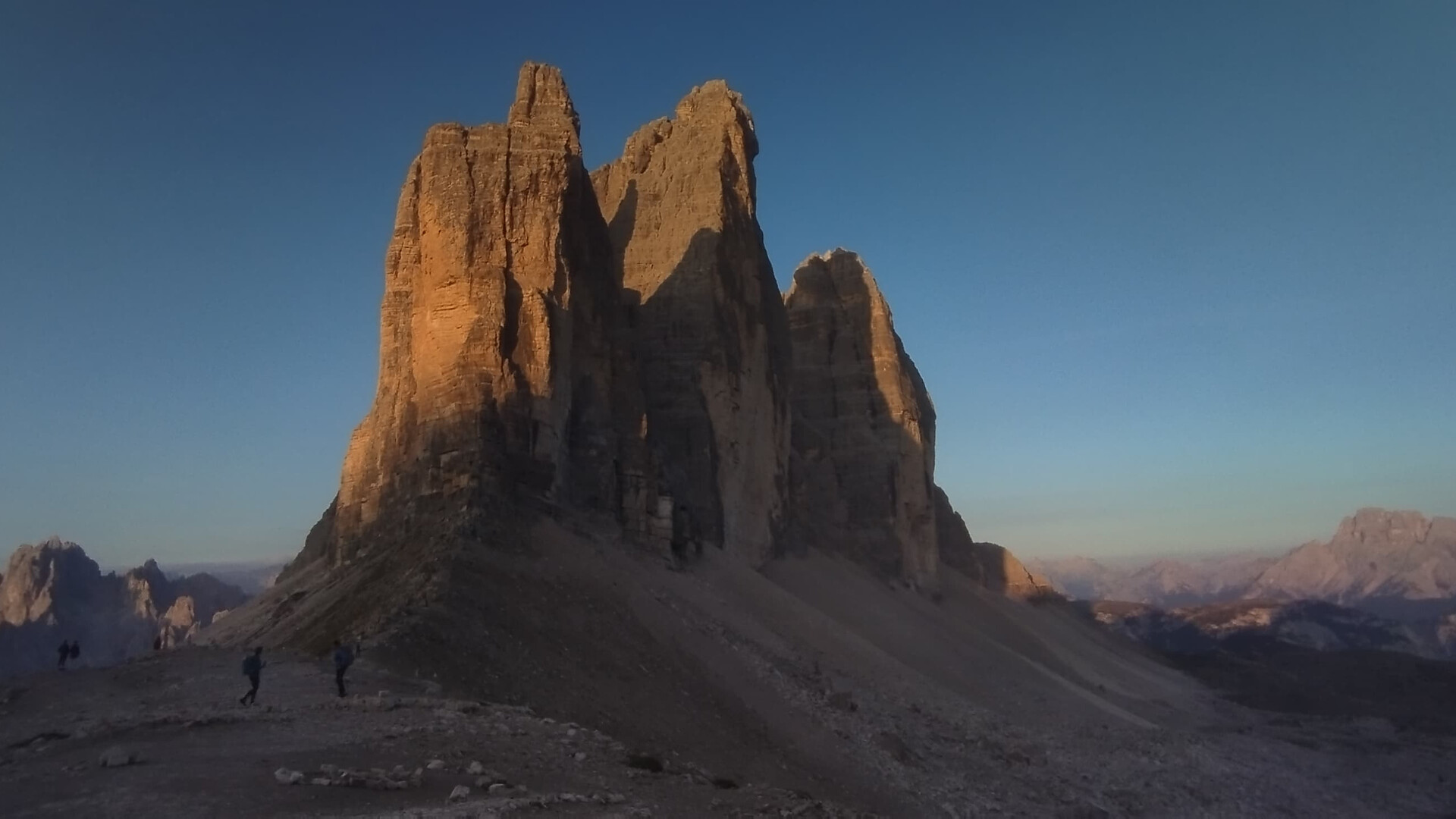 Three Peaks – the most beautiful sunrise in the Dolomites -  - #2 - suedtirol.info