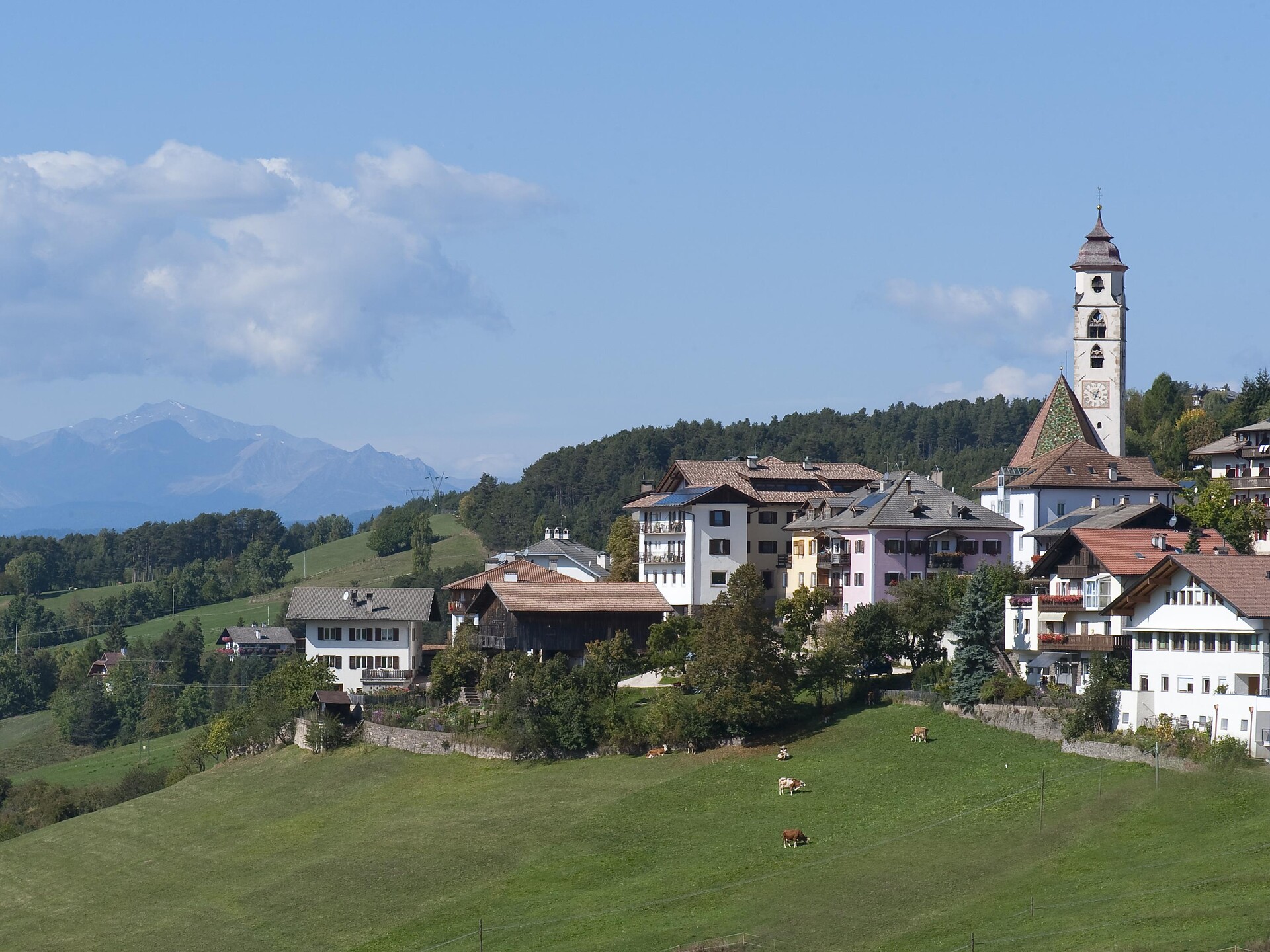 Festa di paese Nova Ponente - Regione dolomitica Val d'Ega - #2 - suedtirol.info