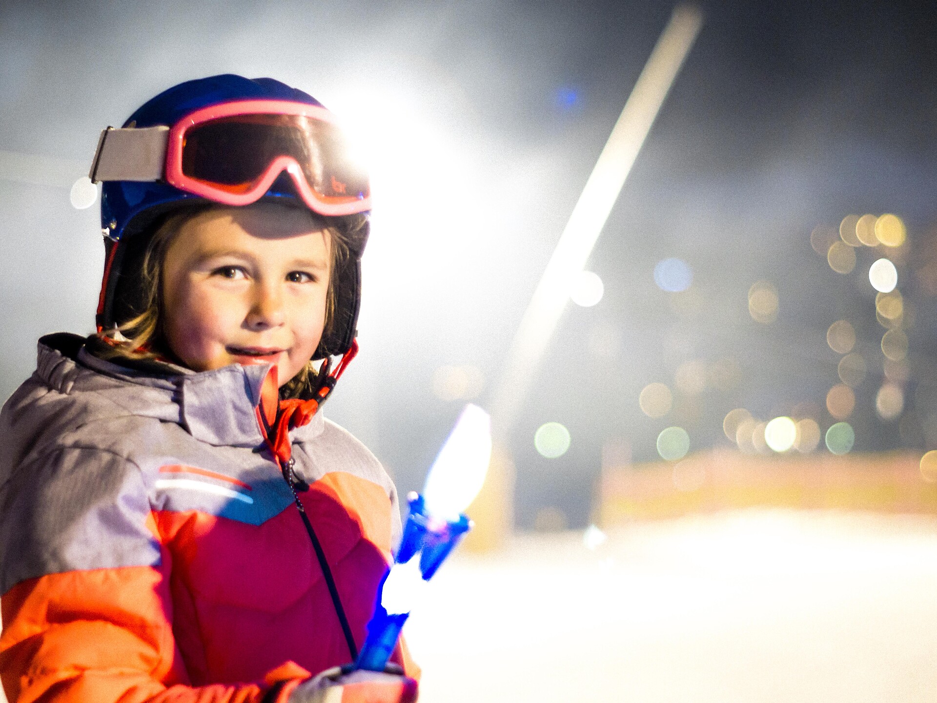 Defilada di mituns cun chentli - Torchlight descent of the children - Dolomites Region Alta Badia - #1 - suedtirol.info