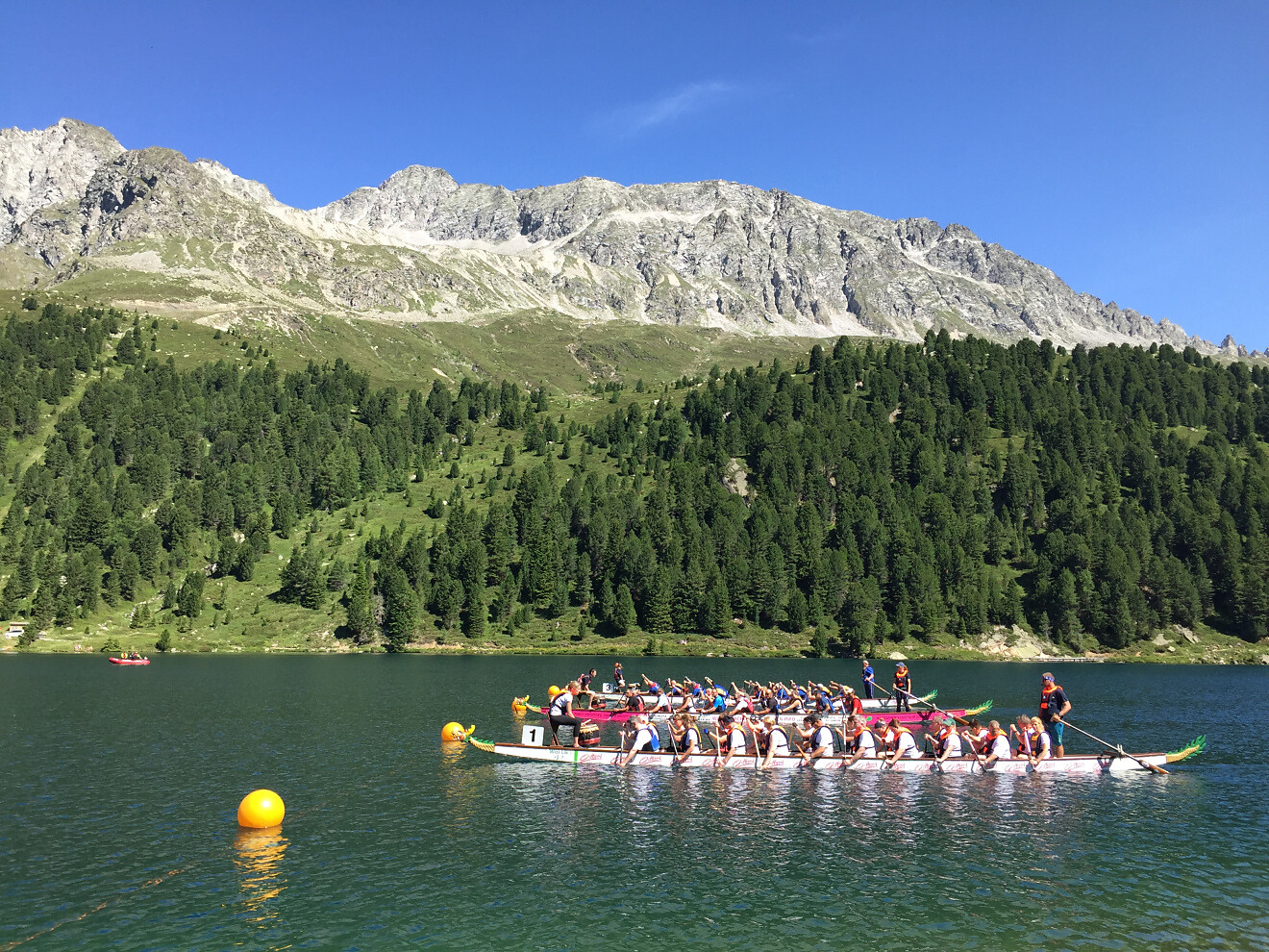 Regata in barca del drago - Regione dolomitica Plan de Corones - #2 - suedtirol.info