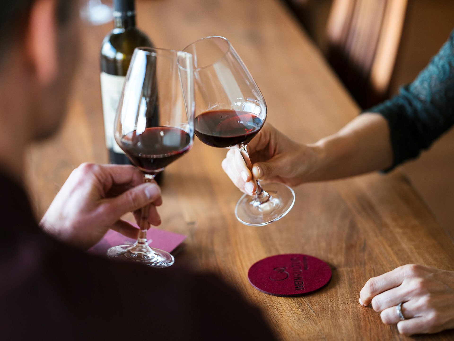 Dunkelverkostung beim Erlebniskeller Rochelehof - Meran und Umgebung - #2 - suedtirol.info