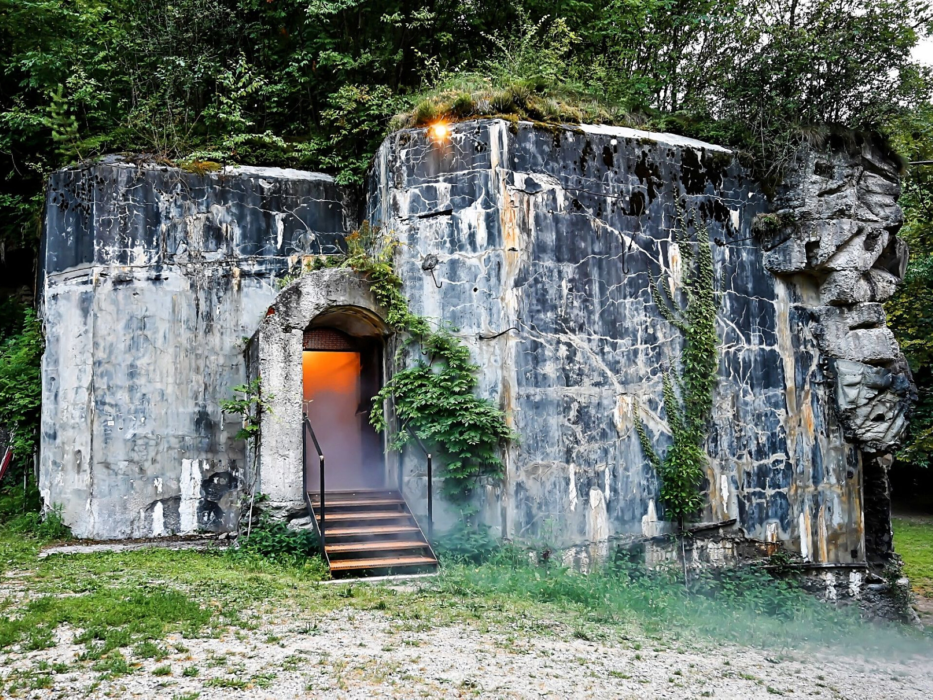Der Alpenwall: Bunkerbesichtigung Töll mit Führung - Meran und Umgebung - #1 - suedtirol.info