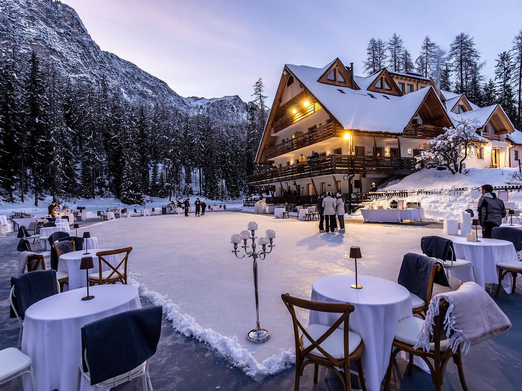 Ostí sön dlacia - Der Gastwirt auf dem Eis - Dolomitenregion Alta Badia - #1 - suedtirol.info