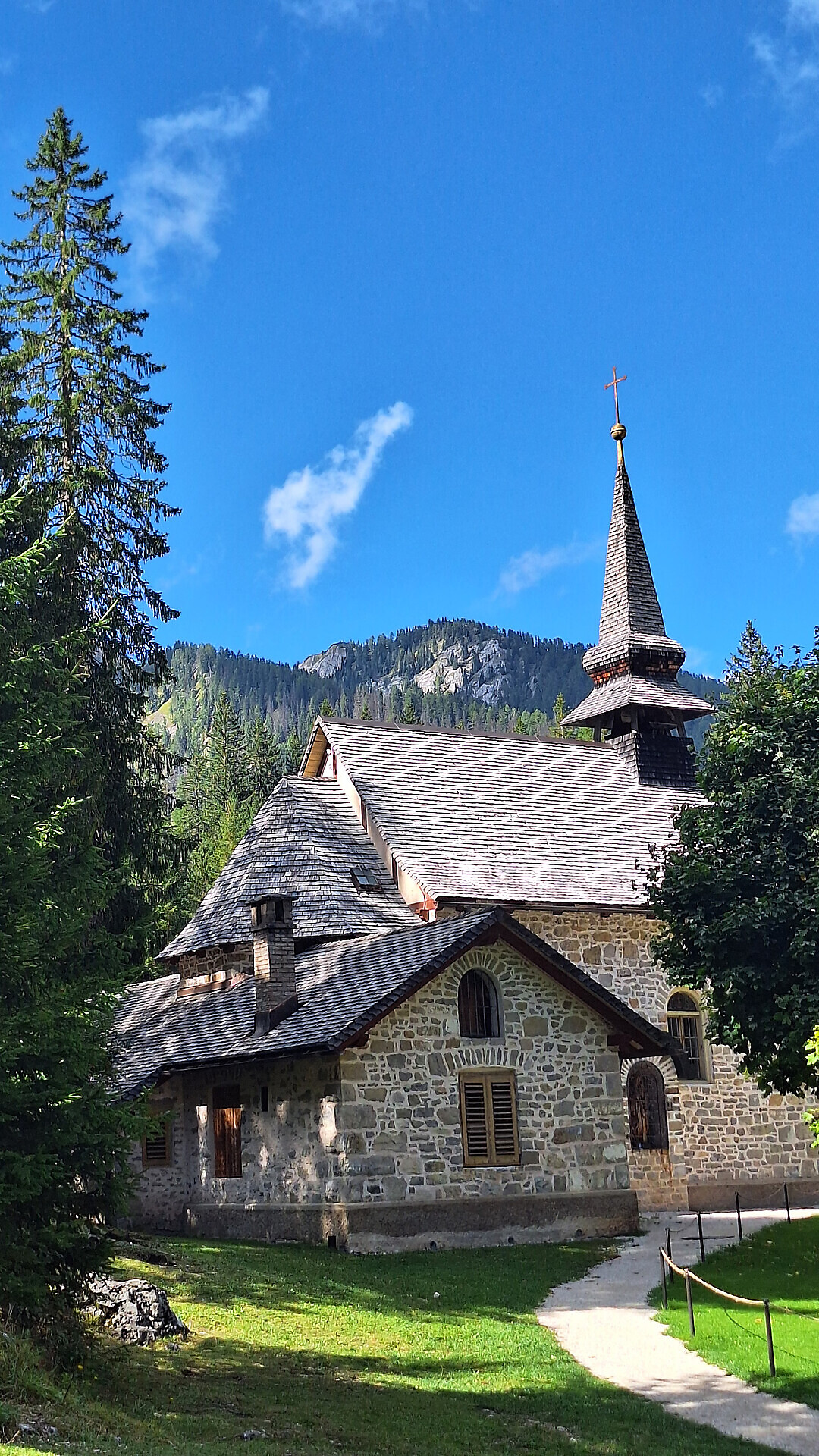 E-bike: from Gsiesertal to Pragser Wildsee Lake – the most famous in Dolomites -  - #4 - suedtirol.info