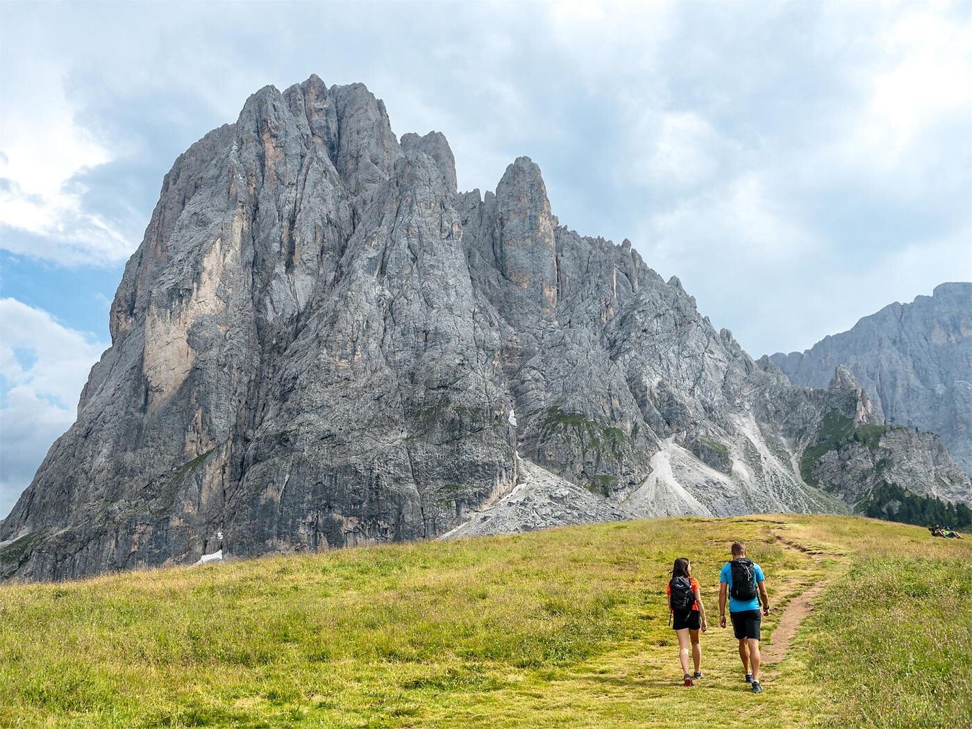 Alpenzauber: Entdecke unberührte Landschaften auf dem Weg zur Seiser Alm - Dolomitenregion Gröden - #3 - suedtirol.info