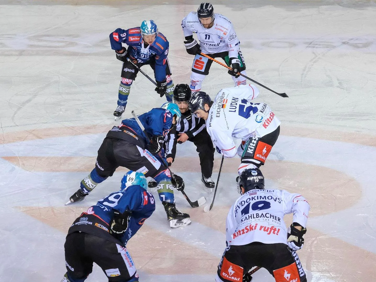 Partita di hockey su ghiaccio: Rittner Buam SkyAlps - Red Bull Hockey Juniors Renon 3 suedtirol.info