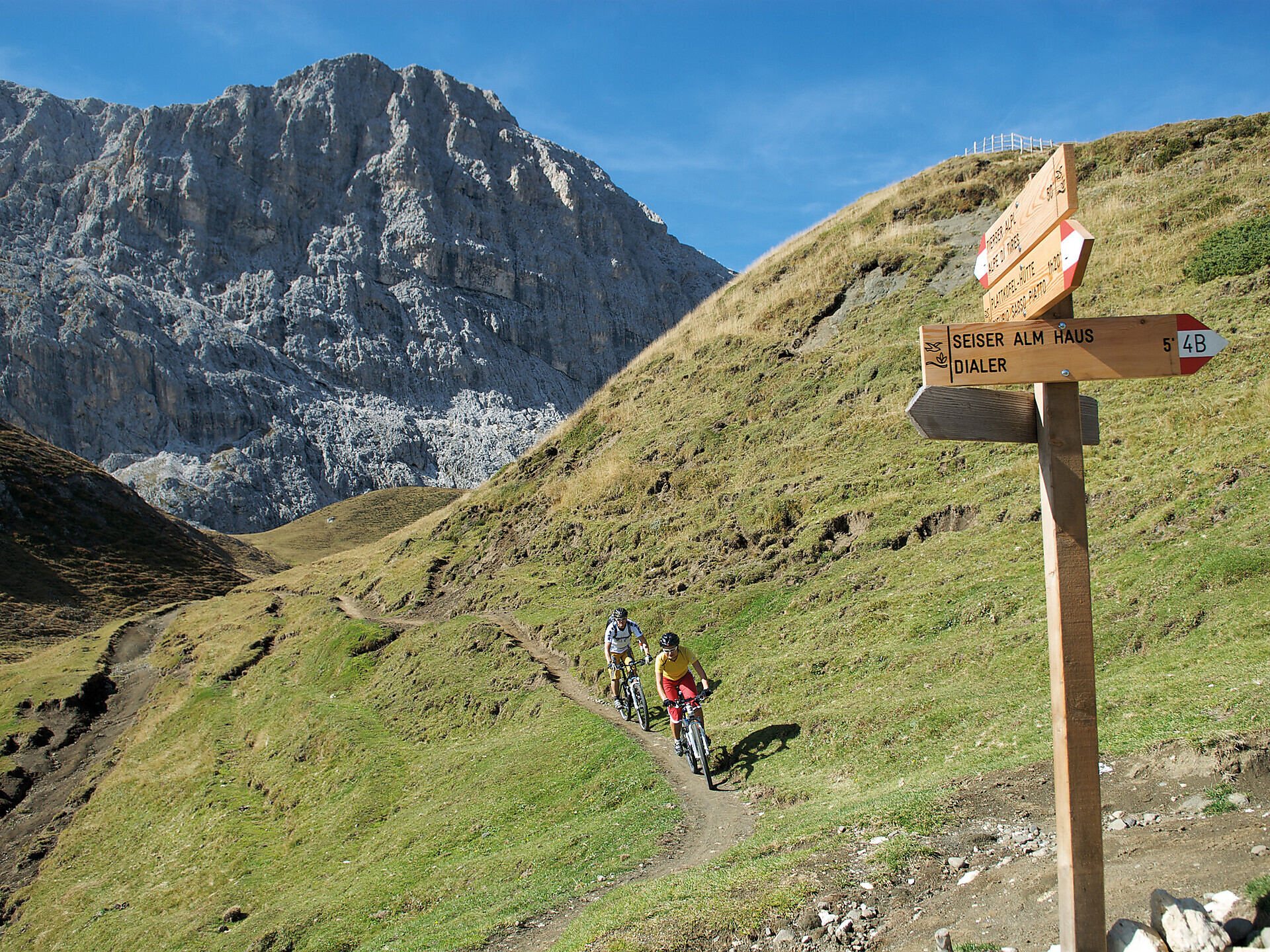 E-Bike Tour Through the Duron Valley - Dolomites Region Val Gardena - #3 - suedtirol.info