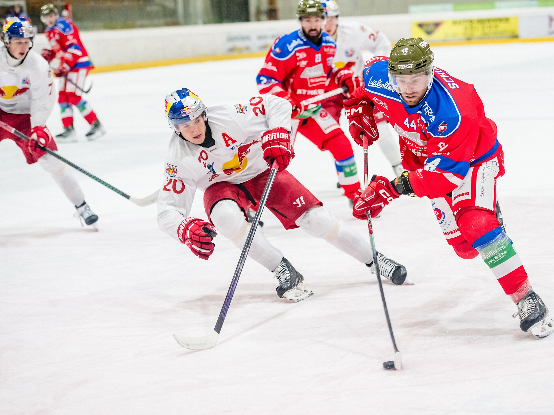 Preseason ice hockey match: HC Gherdëina vs. Fassa Falcons - Dolomites Region Val Gardena - #2 - suedtirol.info