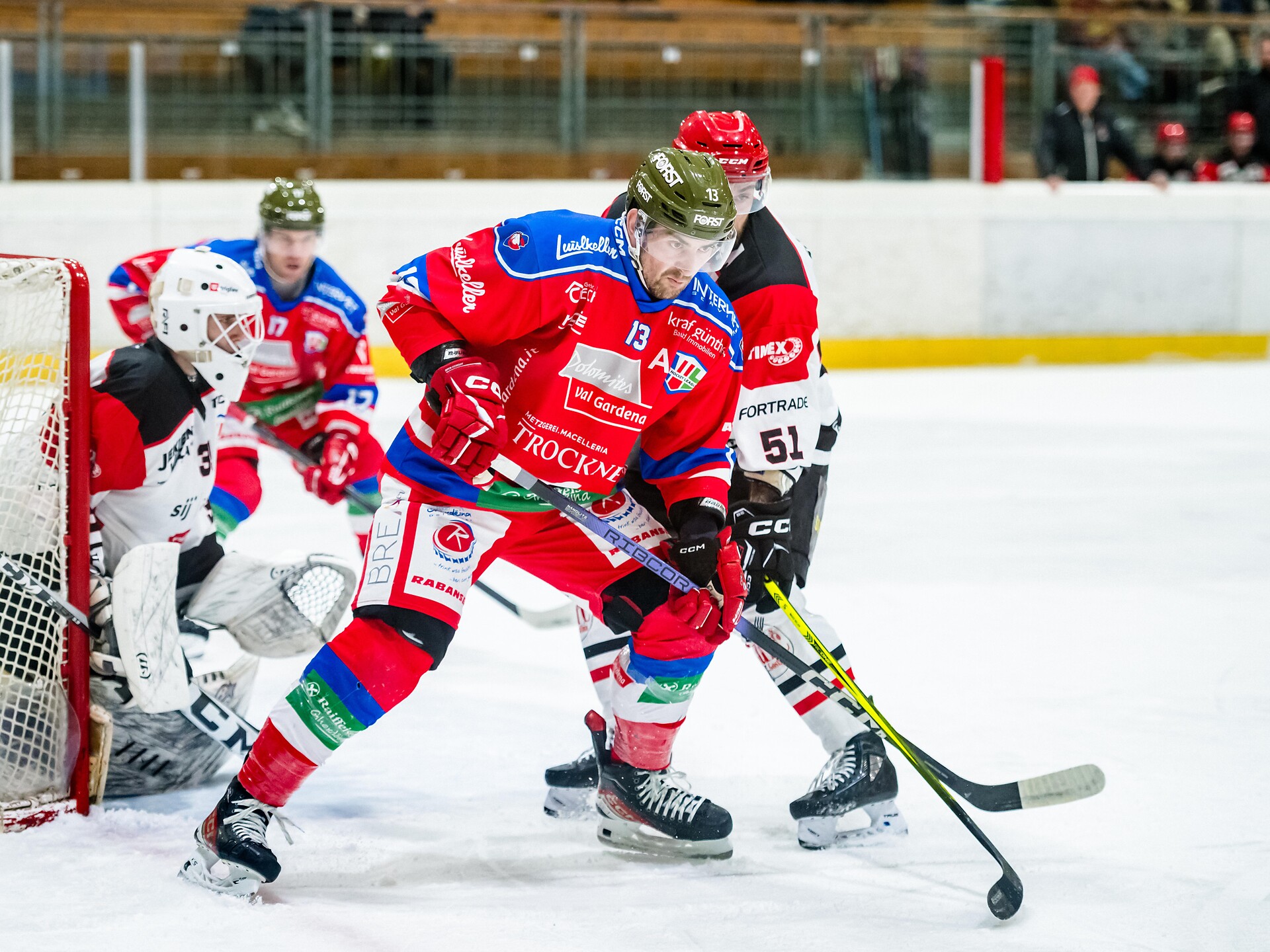Preseason ice hockey match: HC Gherdëina vs. Fassa Falcons - Dolomites Region Val Gardena - #3 - suedtirol.info