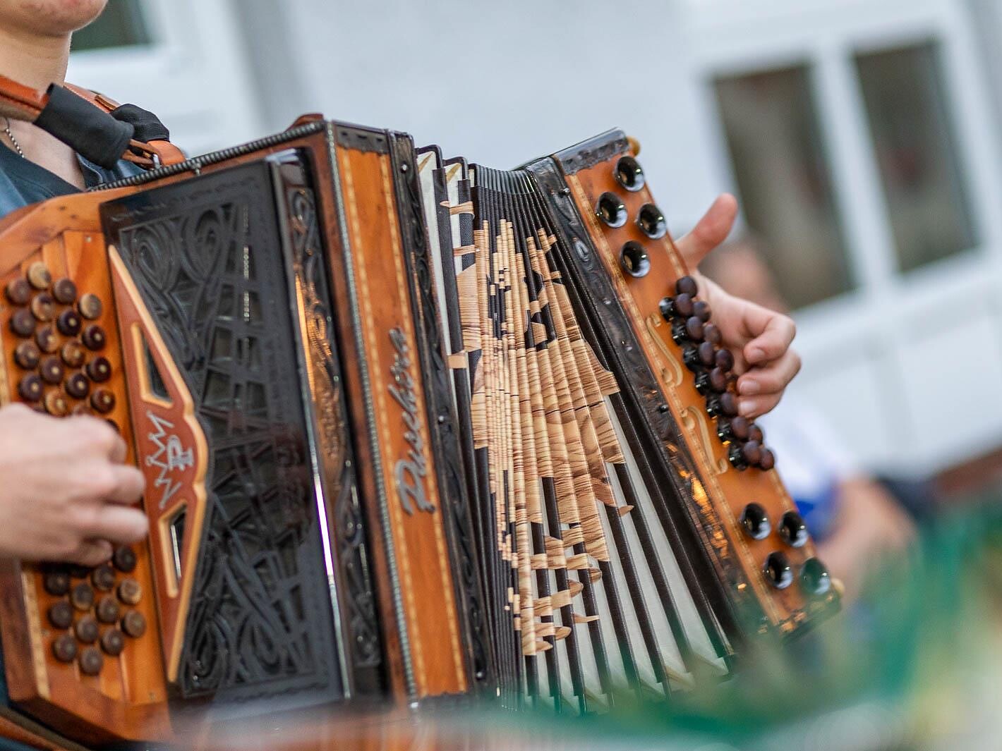 Serata tirolese a Certosa Senales 2 suedtirol.info