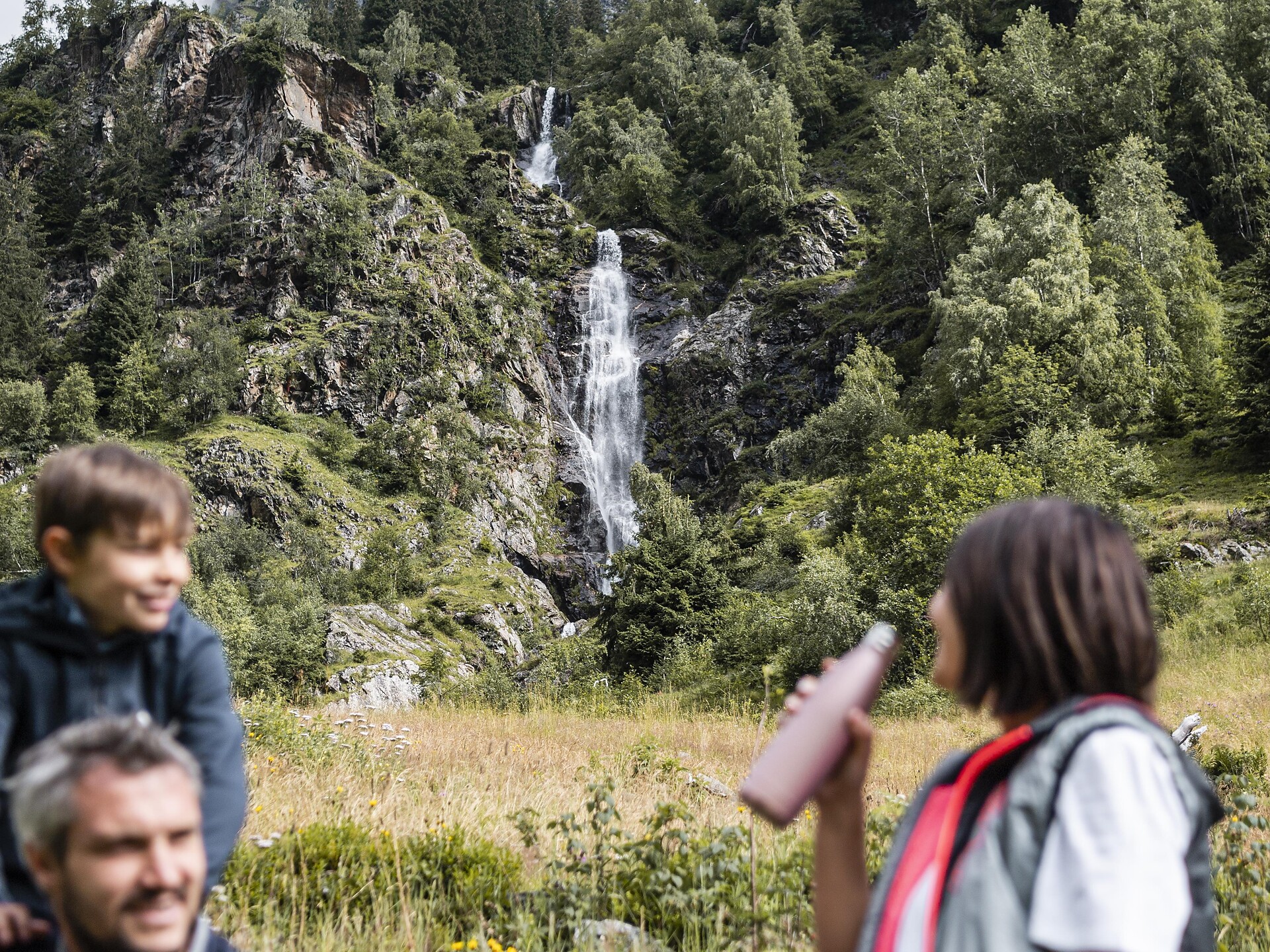 Escursione lungo il sentiero delle cascate nella Val di Fleres Brennero 1 suedtirol.info
