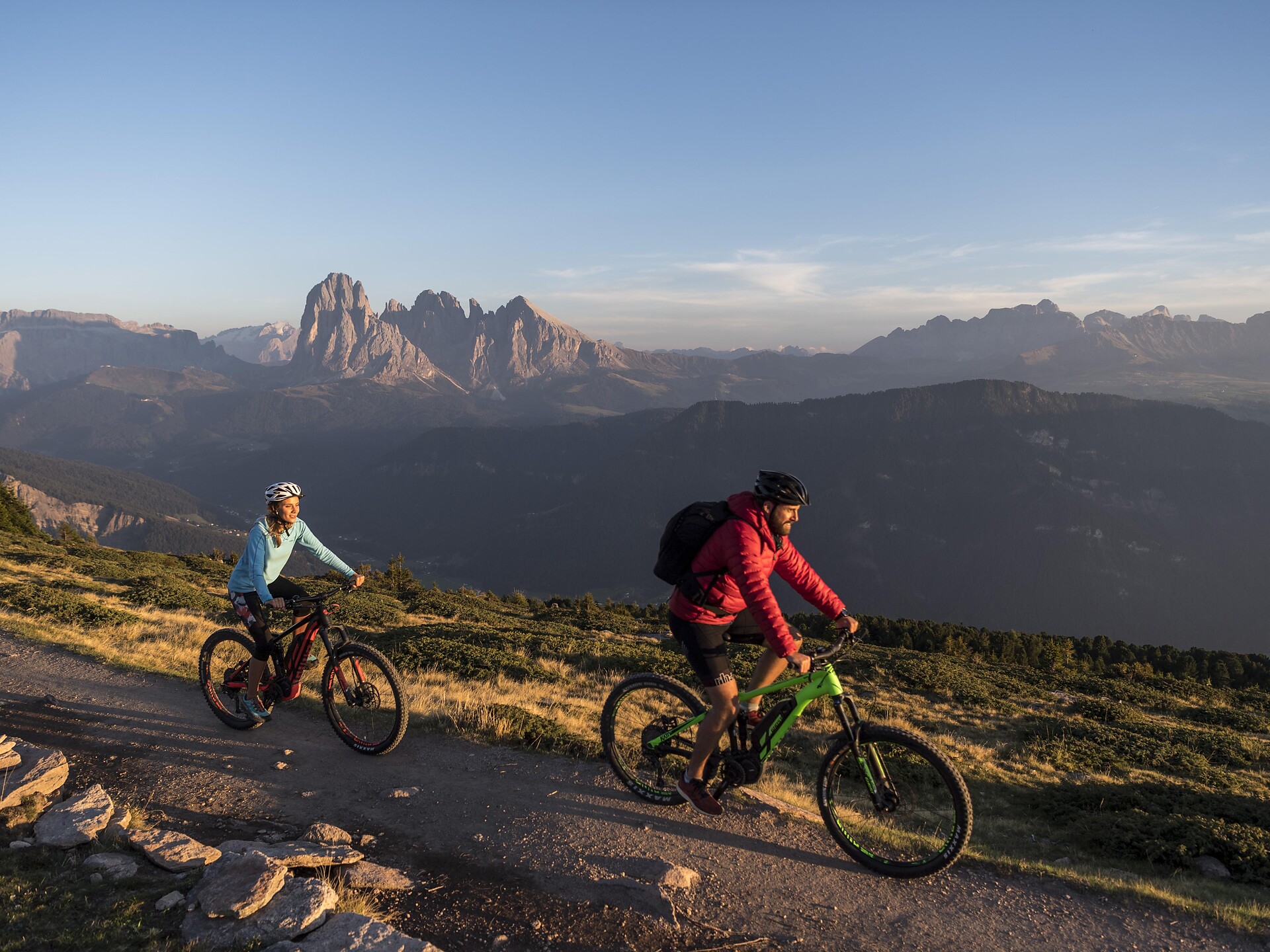Unique E-Bike tour through the beautiful Val Gardena Lajen/Laion 1 suedtirol.info