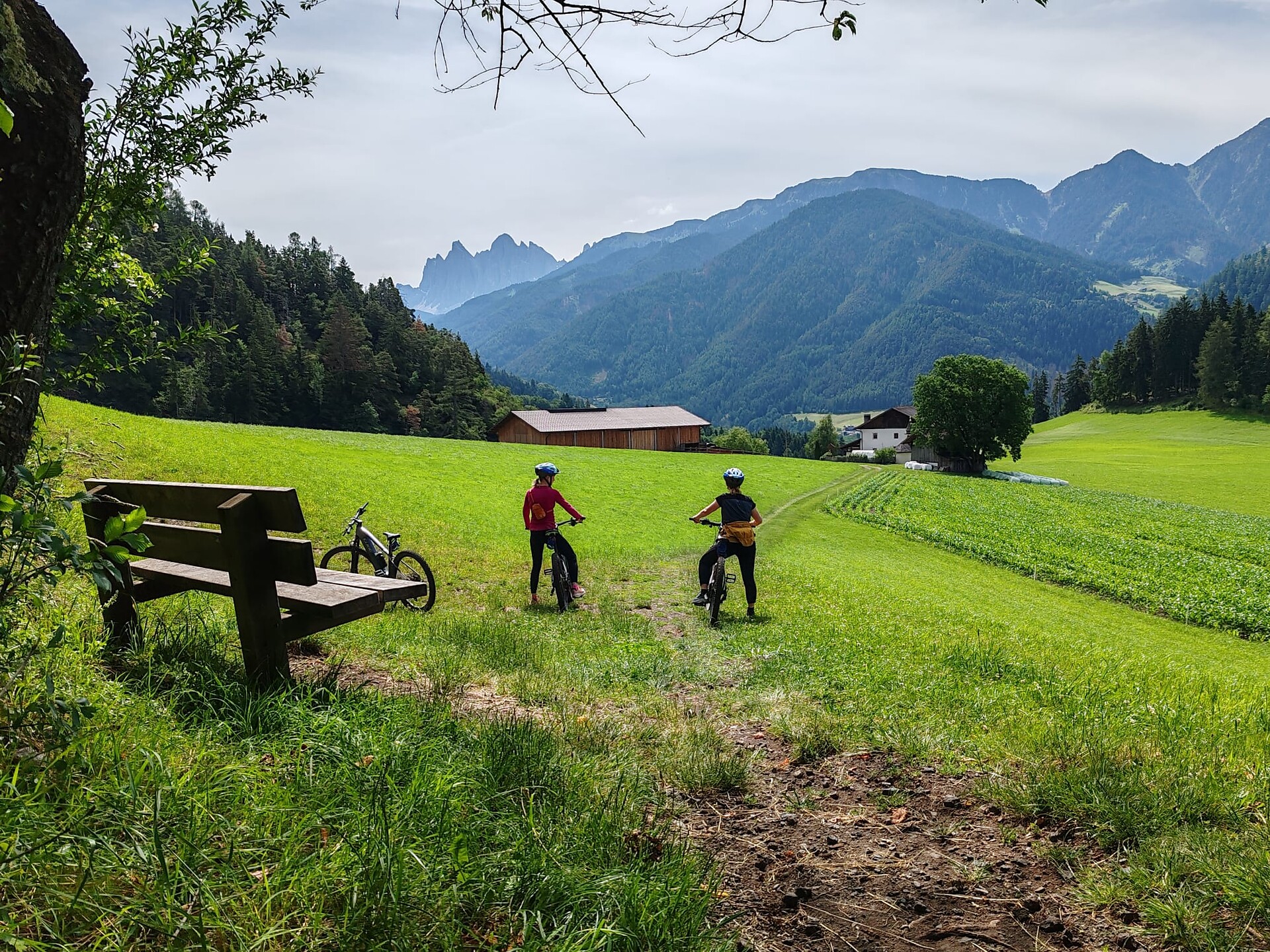 Gita di primavera: Tour in e-bike nella  Val di Funes -  - #1 - suedtirol.info
