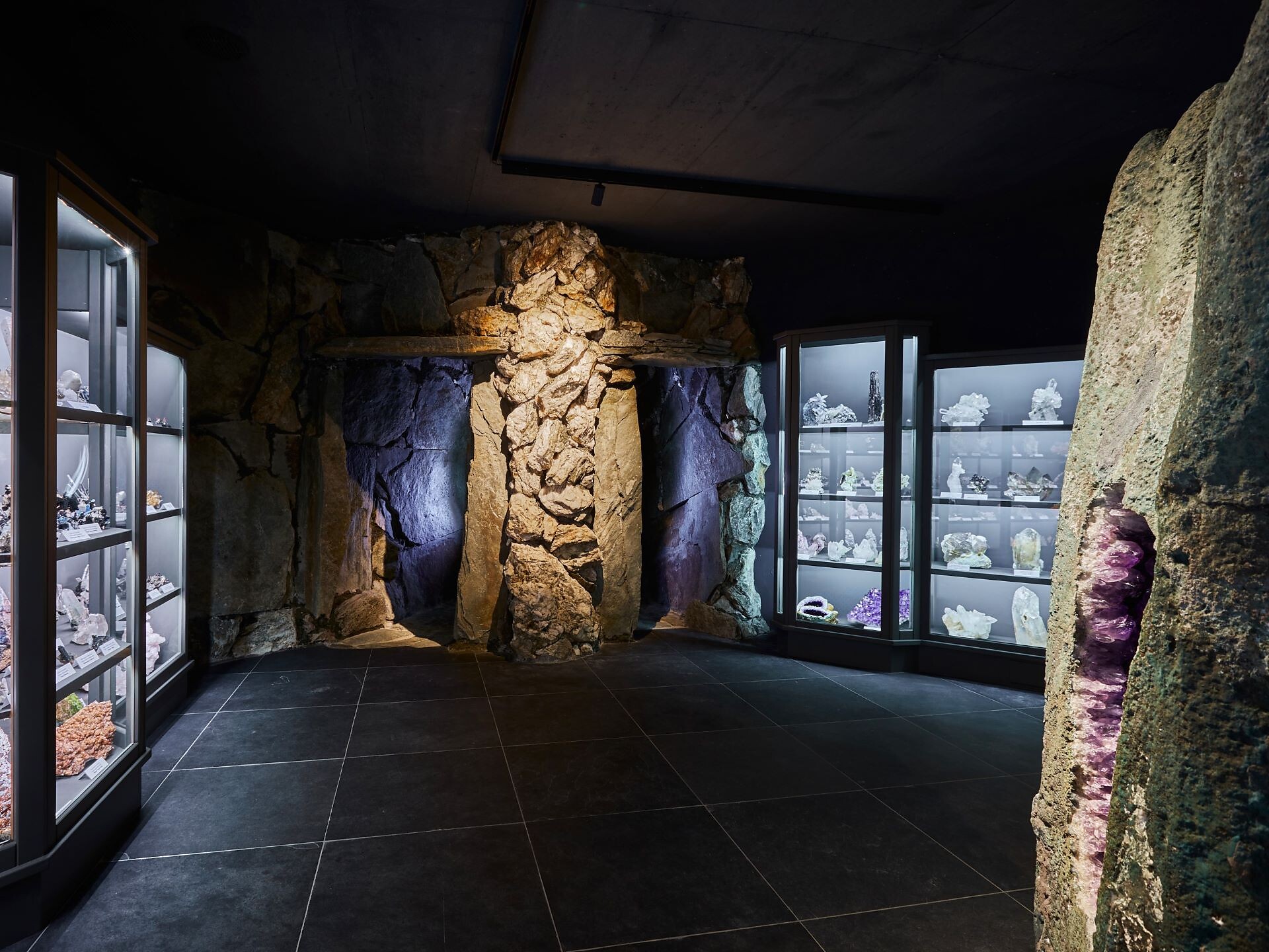 Führung durchs Mineralienmuseum - Brixen und Umgebung - #3 - suedtirol.info