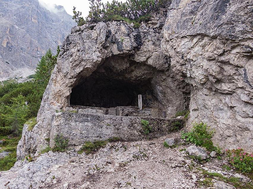 Guided hike to the outdoor museum Rotwand / Croda Rossa -  Anderter Alpe - Dolomites Region 3 Zinnen - #1 - suedtirol.info