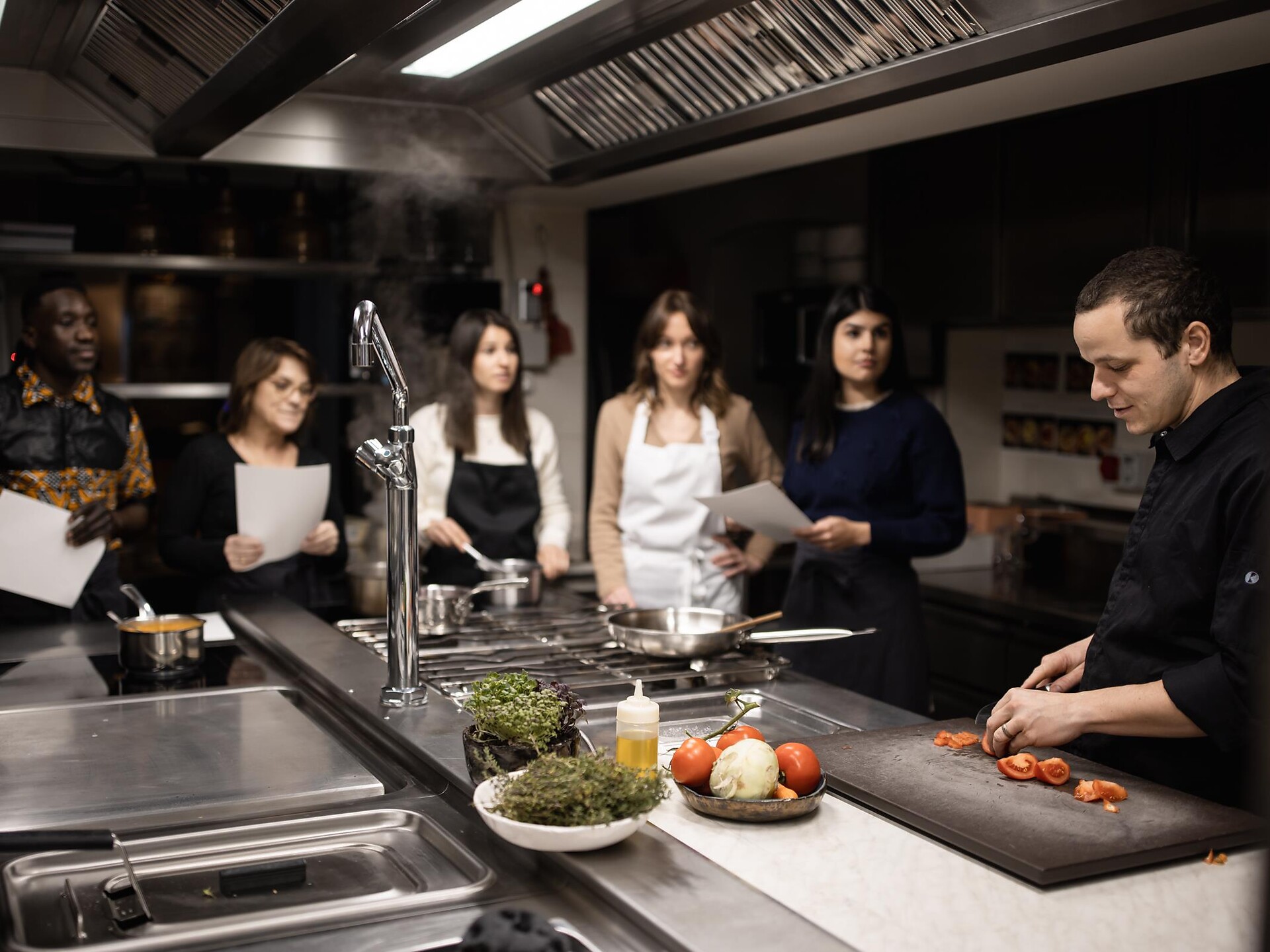 Familienküche - die Koch-Academy im Astra Lab - Dolomitenregion Eggental - #1 - suedtirol.info