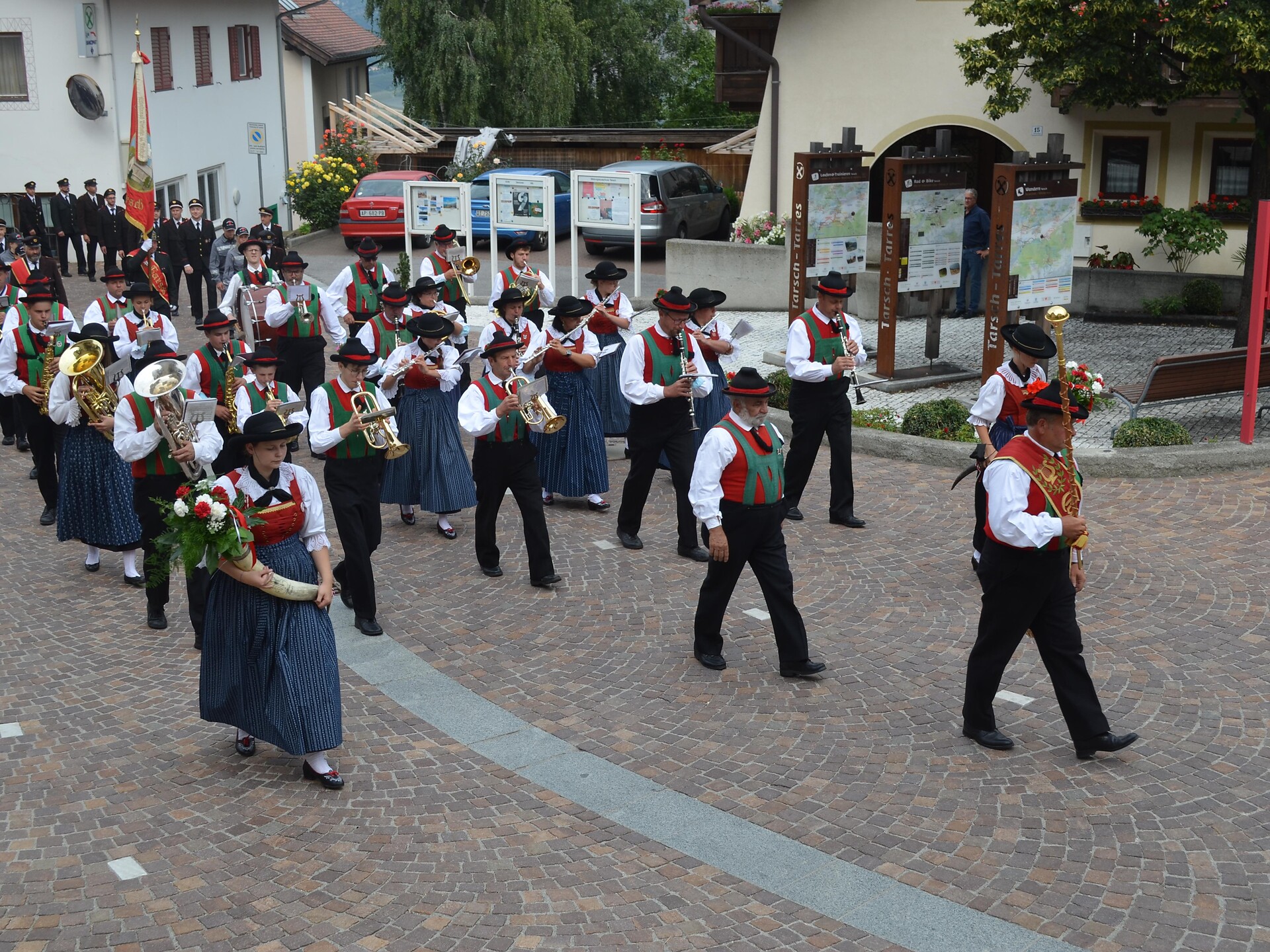 Festival of the Tarres music group - Vinschgau/Val Venosta - #1 - suedtirol.info