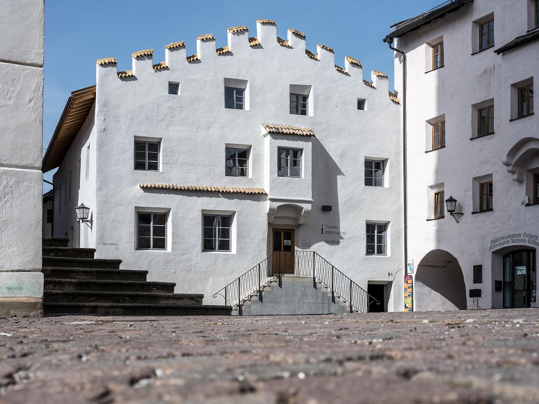 Führung durch das Trachtenmuseum Kastelruth 3 suedtirol.info