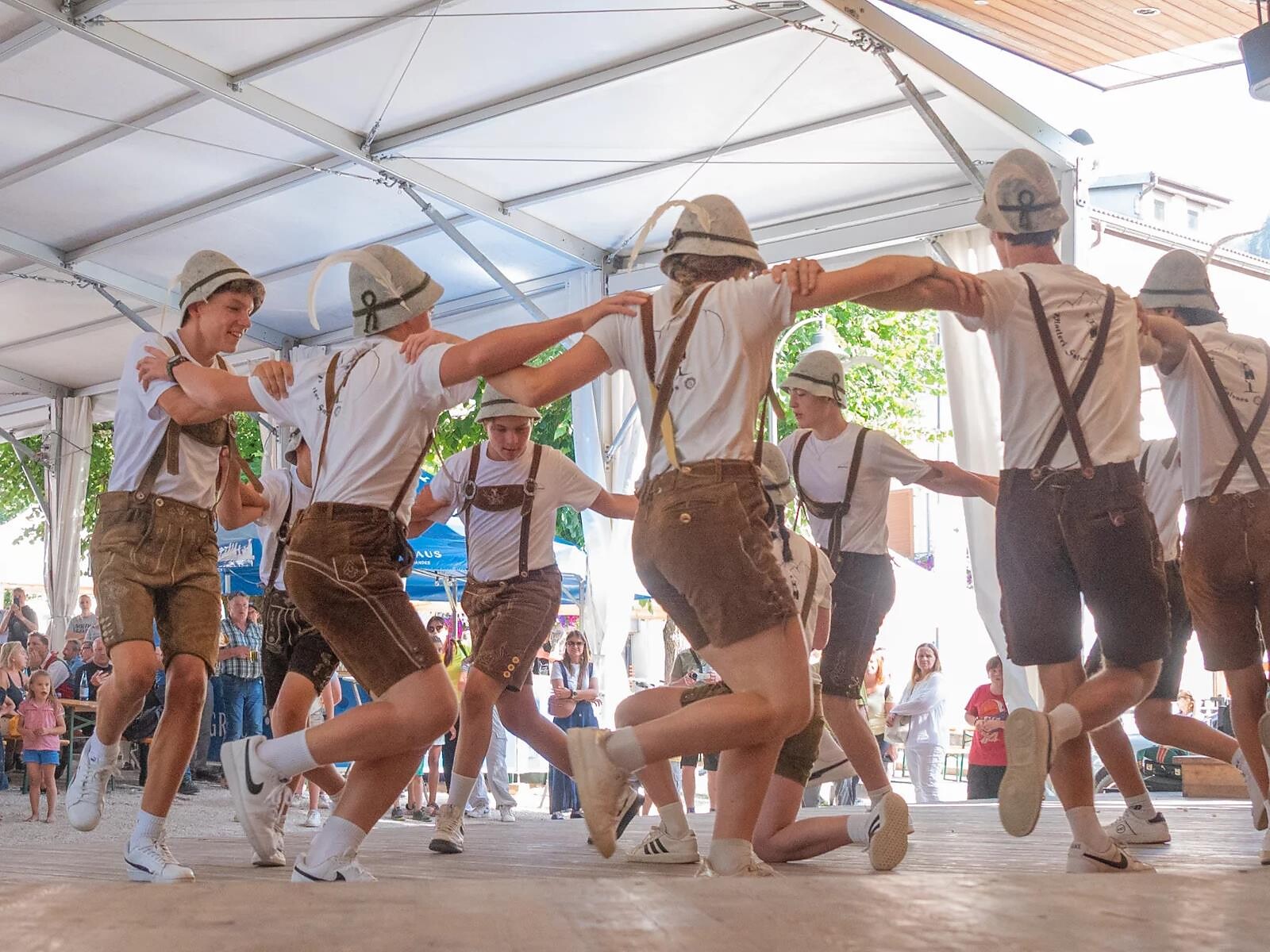 Folklore Evening - Dolomites Region Kronplatz/Plan de Corones - #1 - suedtirol.info