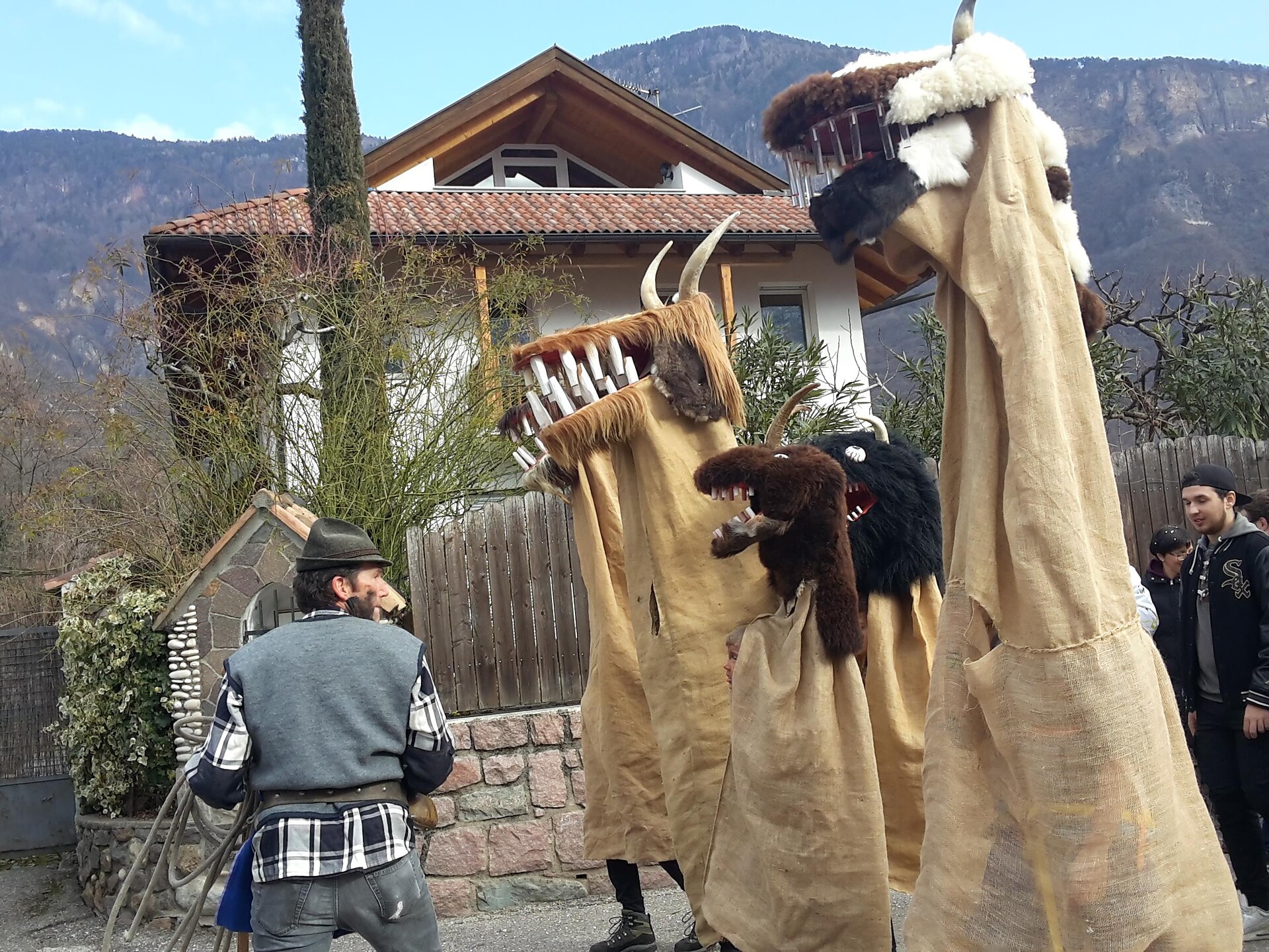 Corteo di carnevale a Terlano - Strada del Vino - #2 - suedtirol.info