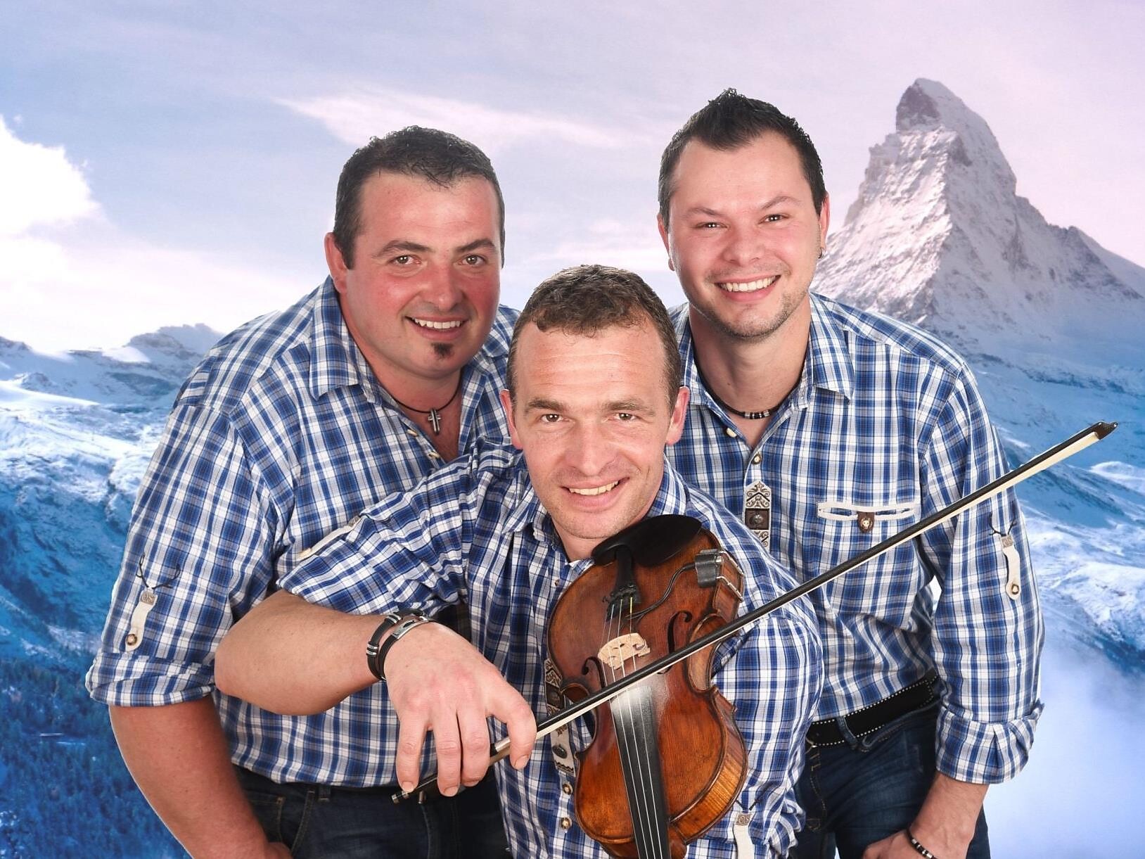 Morning pint with the group "Trio Lutz" - Bolzano/Bozen and environs - #1 - suedtirol.info