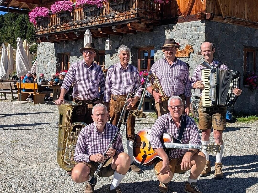 Mattinata con il gruppo "Die Jochgeyer" - Bolzano e dintorni - #1 - suedtirol.info